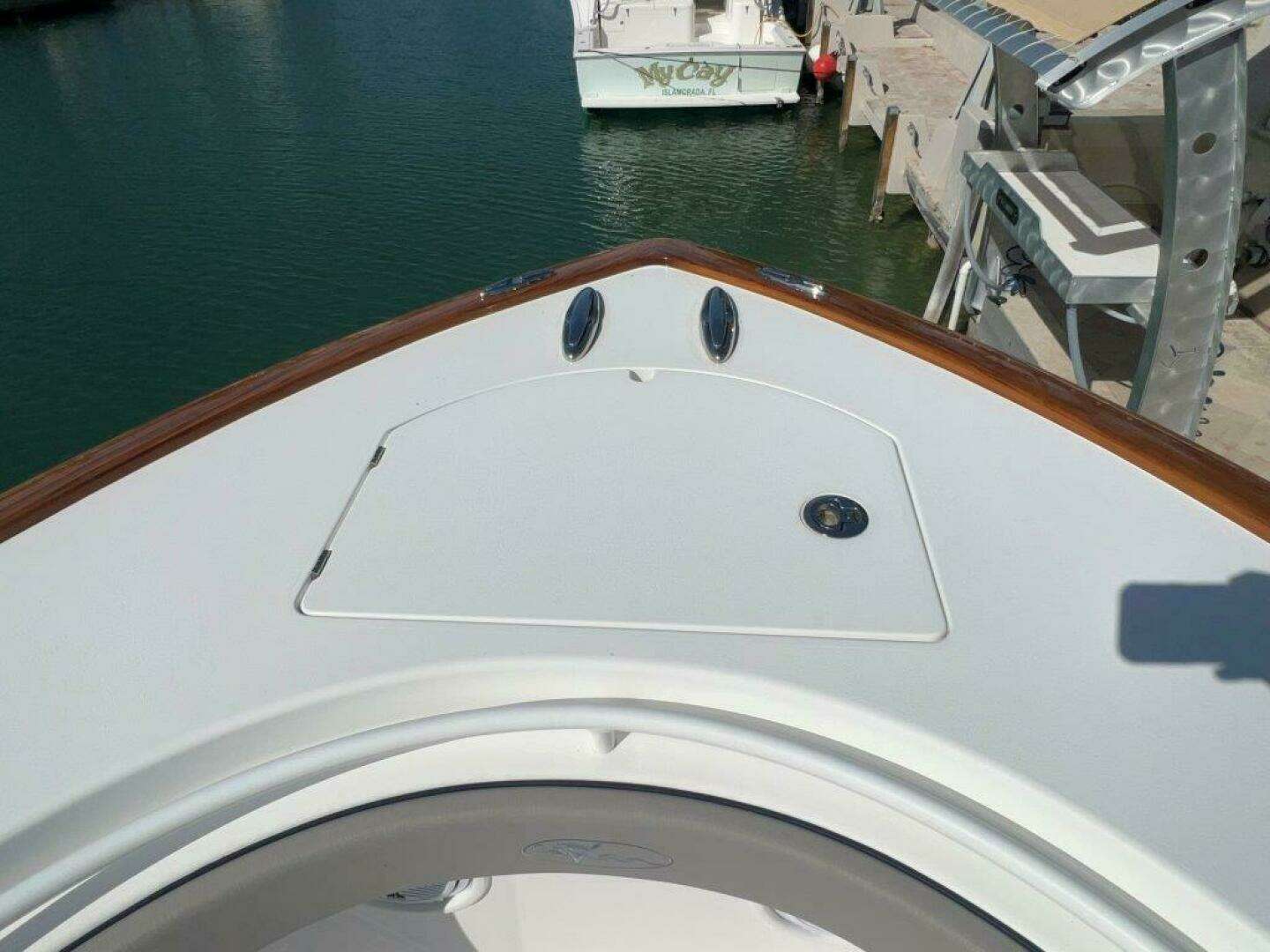 2023 Valhalla Boatworks V-33 - Image 10