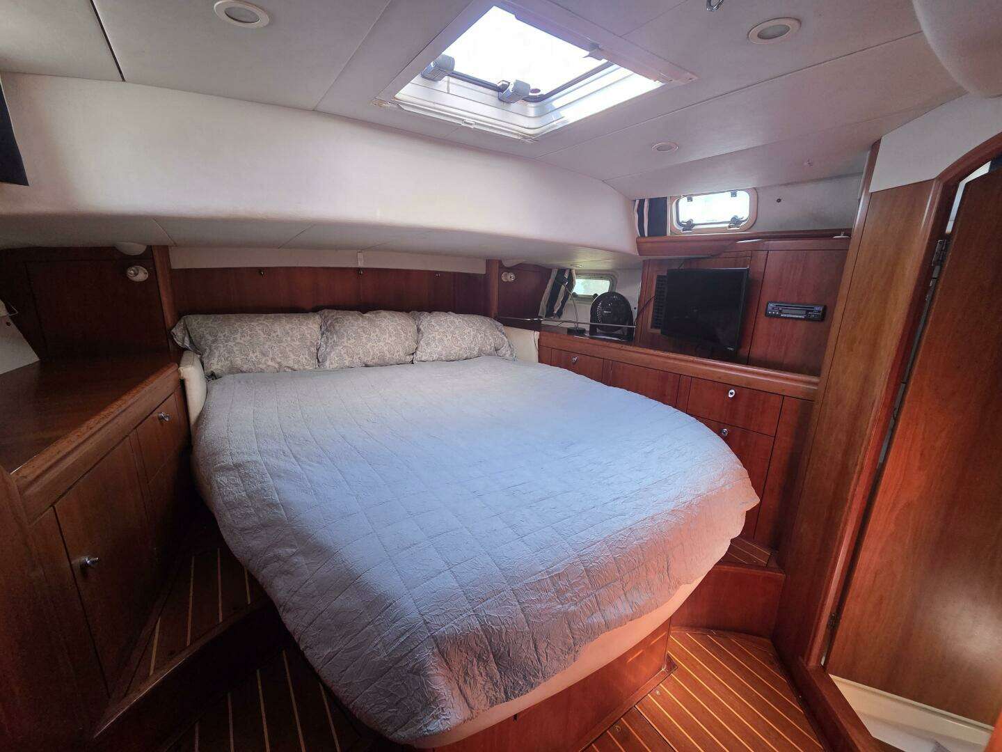 1998 Oyster 485 - Image 19
