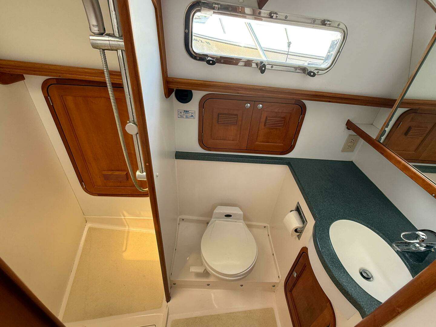 2002 Legacy 34 Express Twin Jet - Image 41