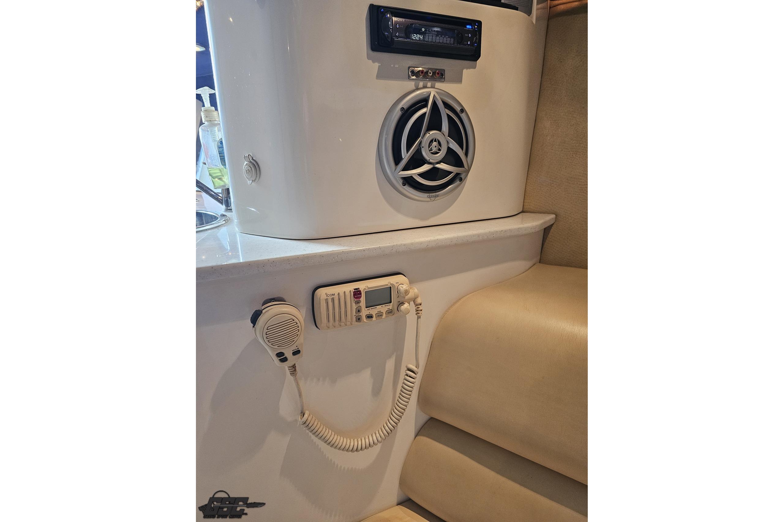 2007 Hustler 41 Razor interior with speaker and radio equipment.
