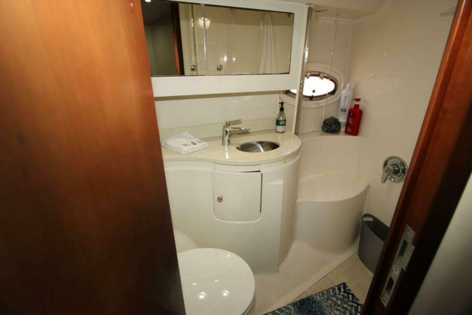 2002 Regal 4260 Commodore - Image 31