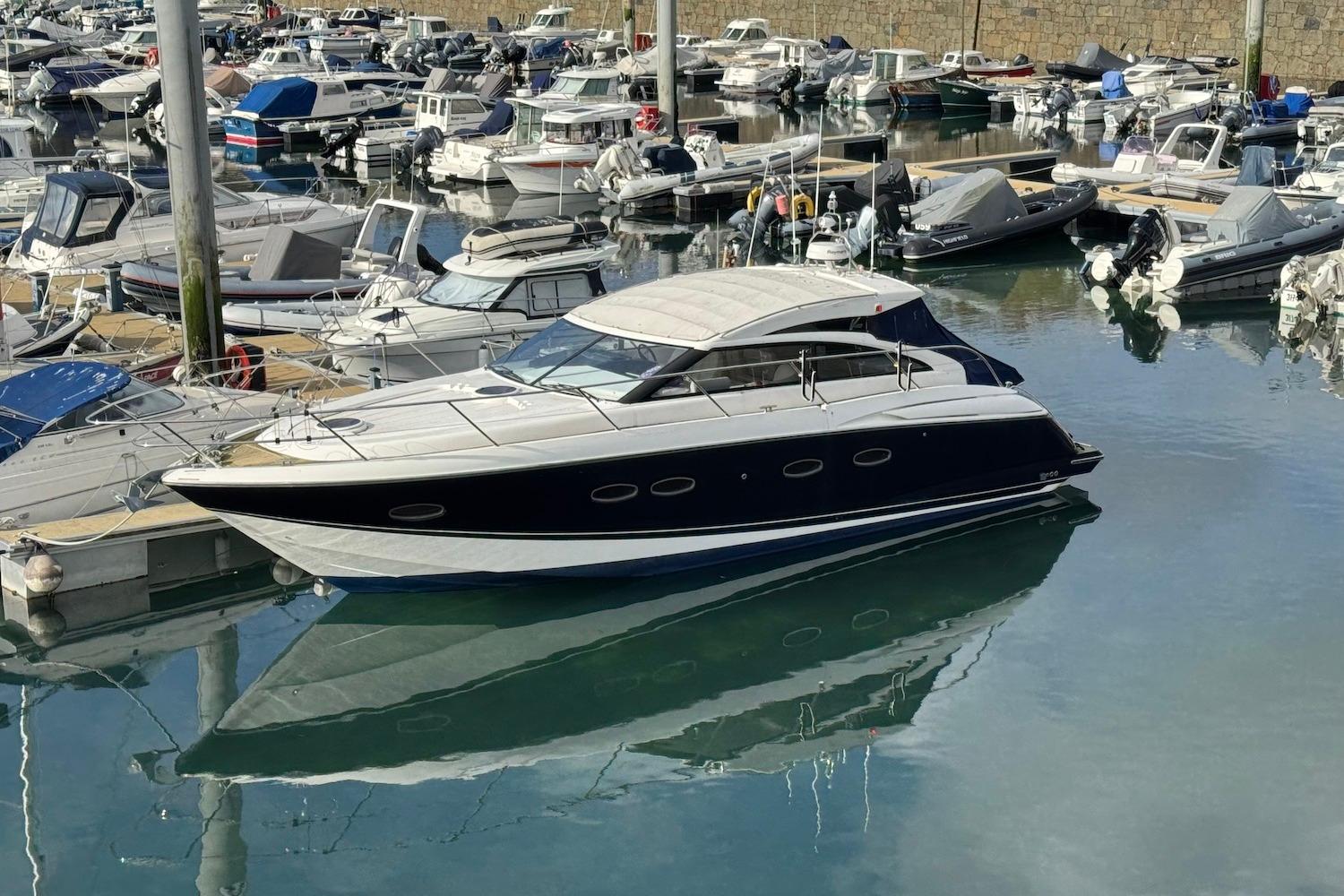 2011 Princess V42