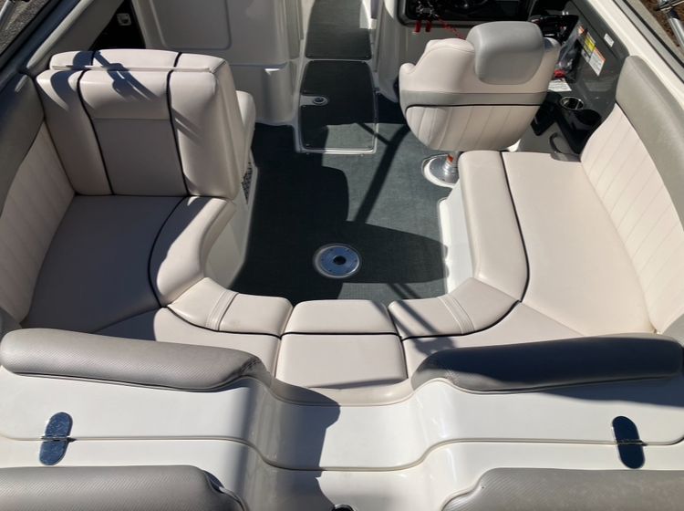 2009 Yamaha Boats SX230 - 11