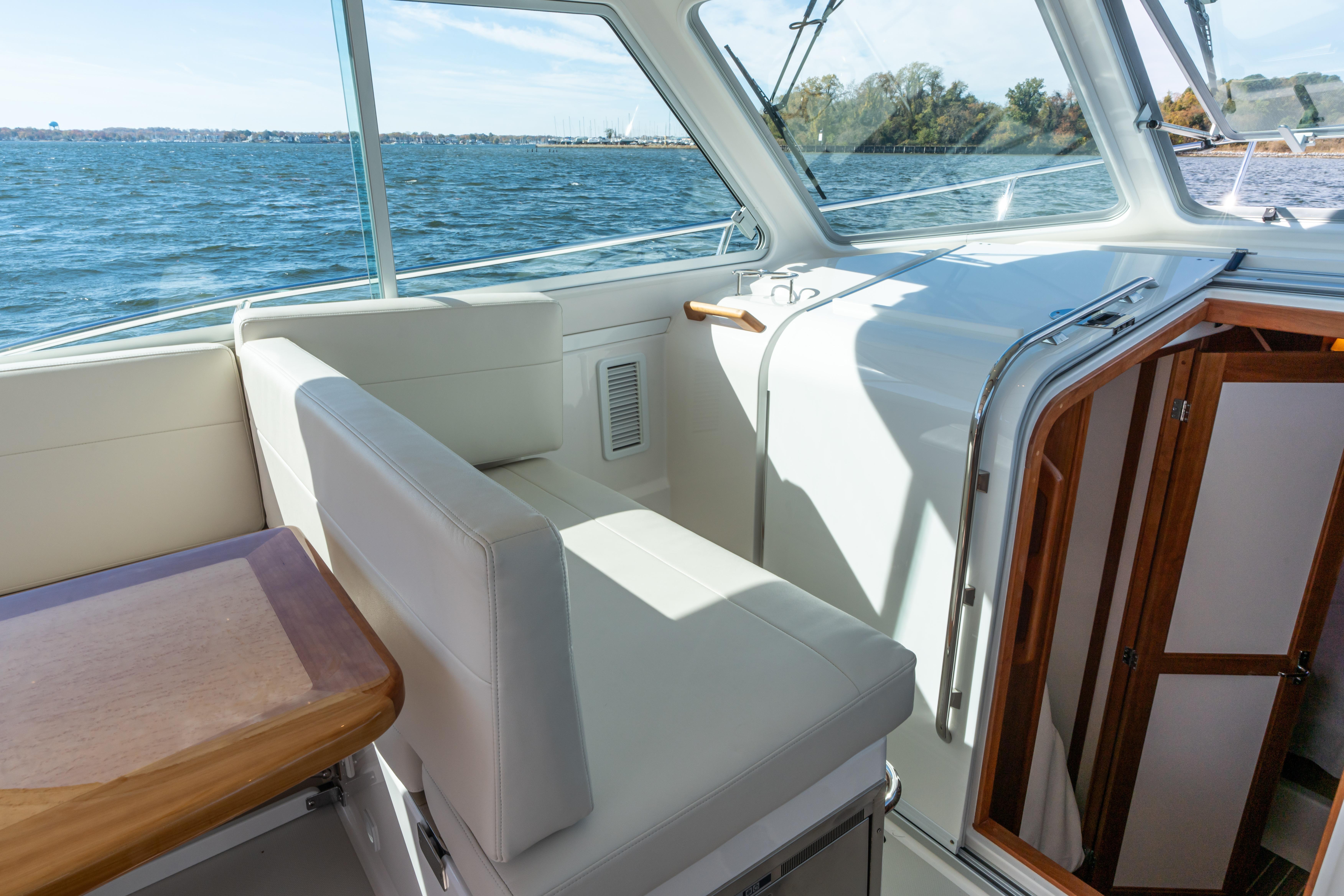 2023 Back Cove 34O - 15