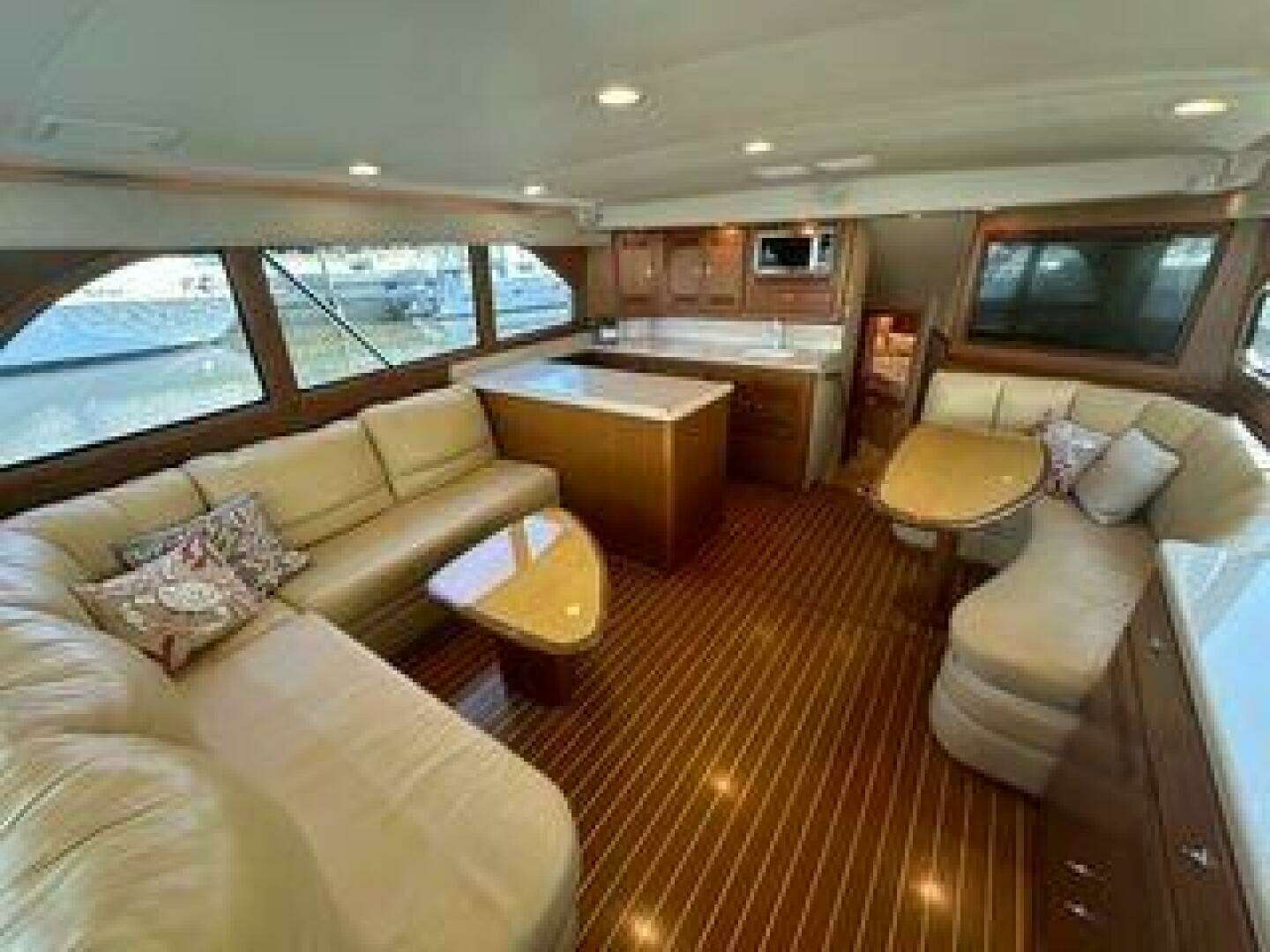 2004 Cabo 48 Flybridge - Image 5