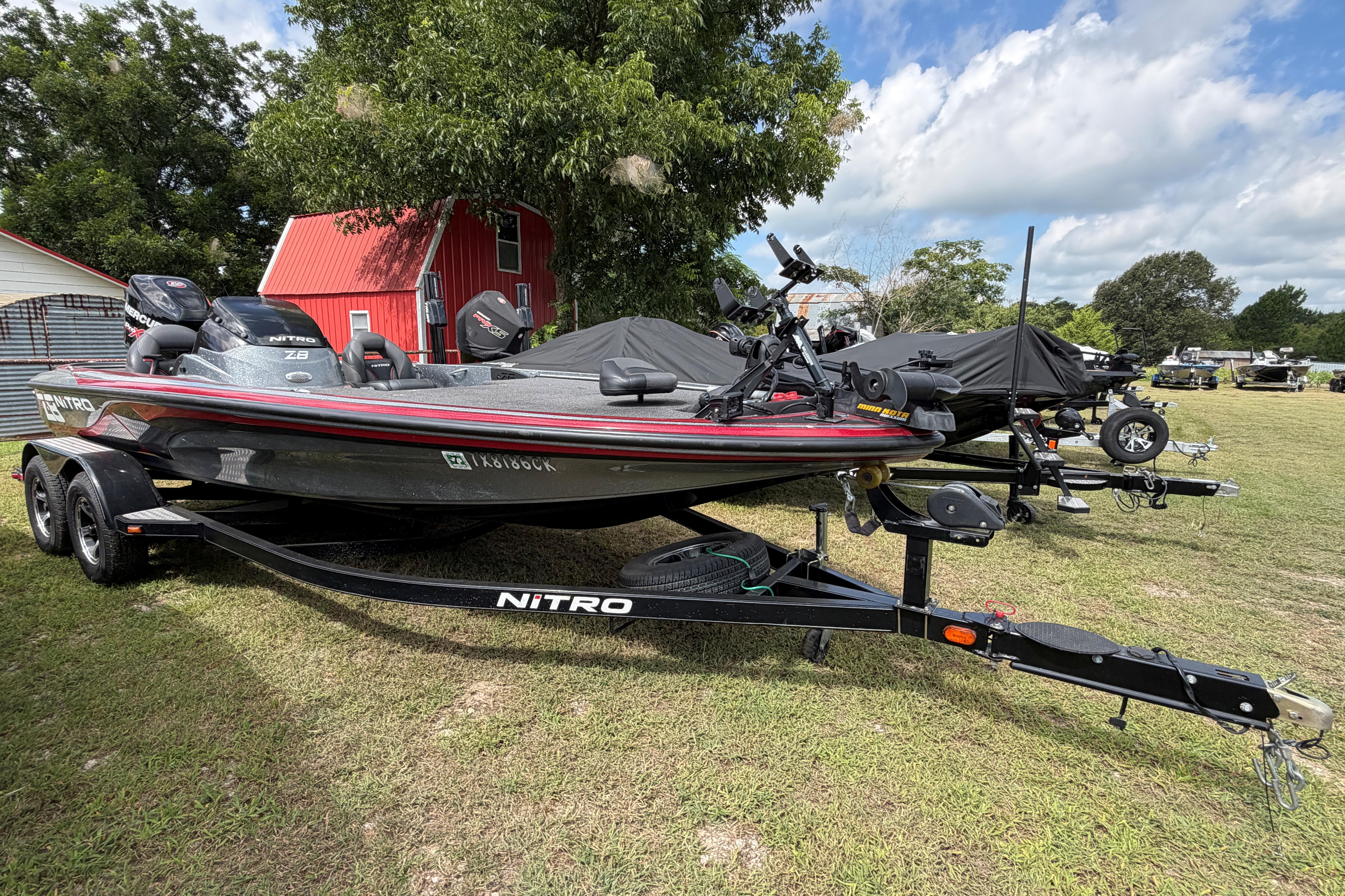 2015 Nitro Z-8