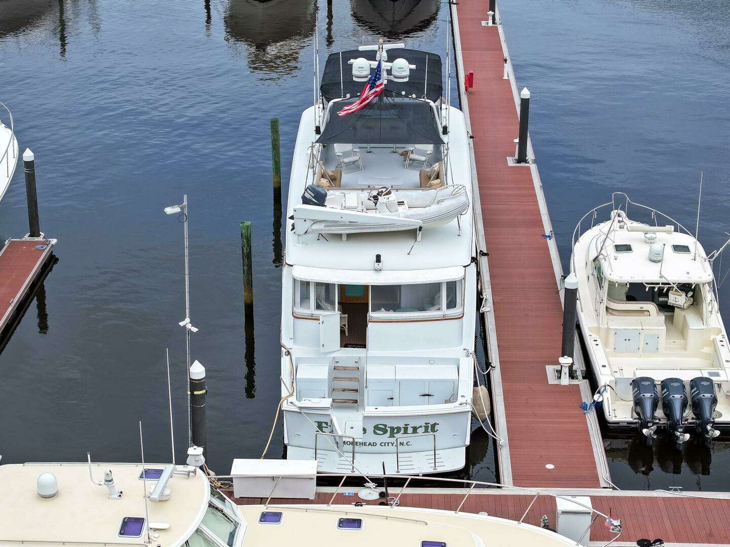 1989 Hatteras 80 Cockpit Motor Yacht - Image 4