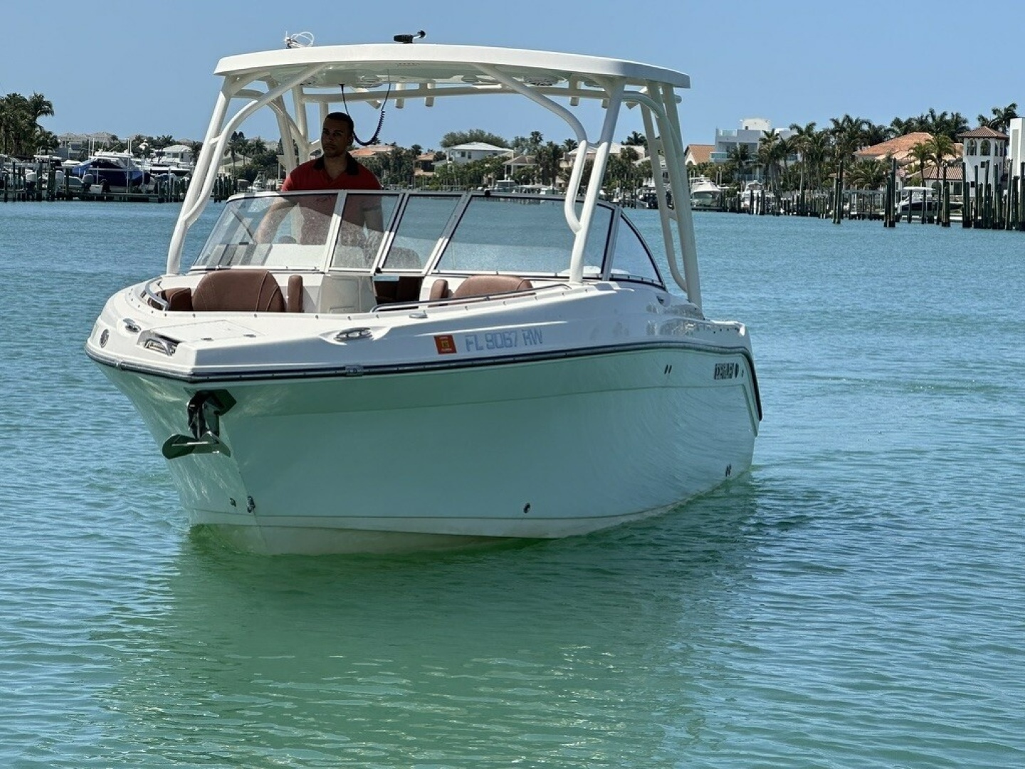 2019 Century 24 Resorter - Image 9