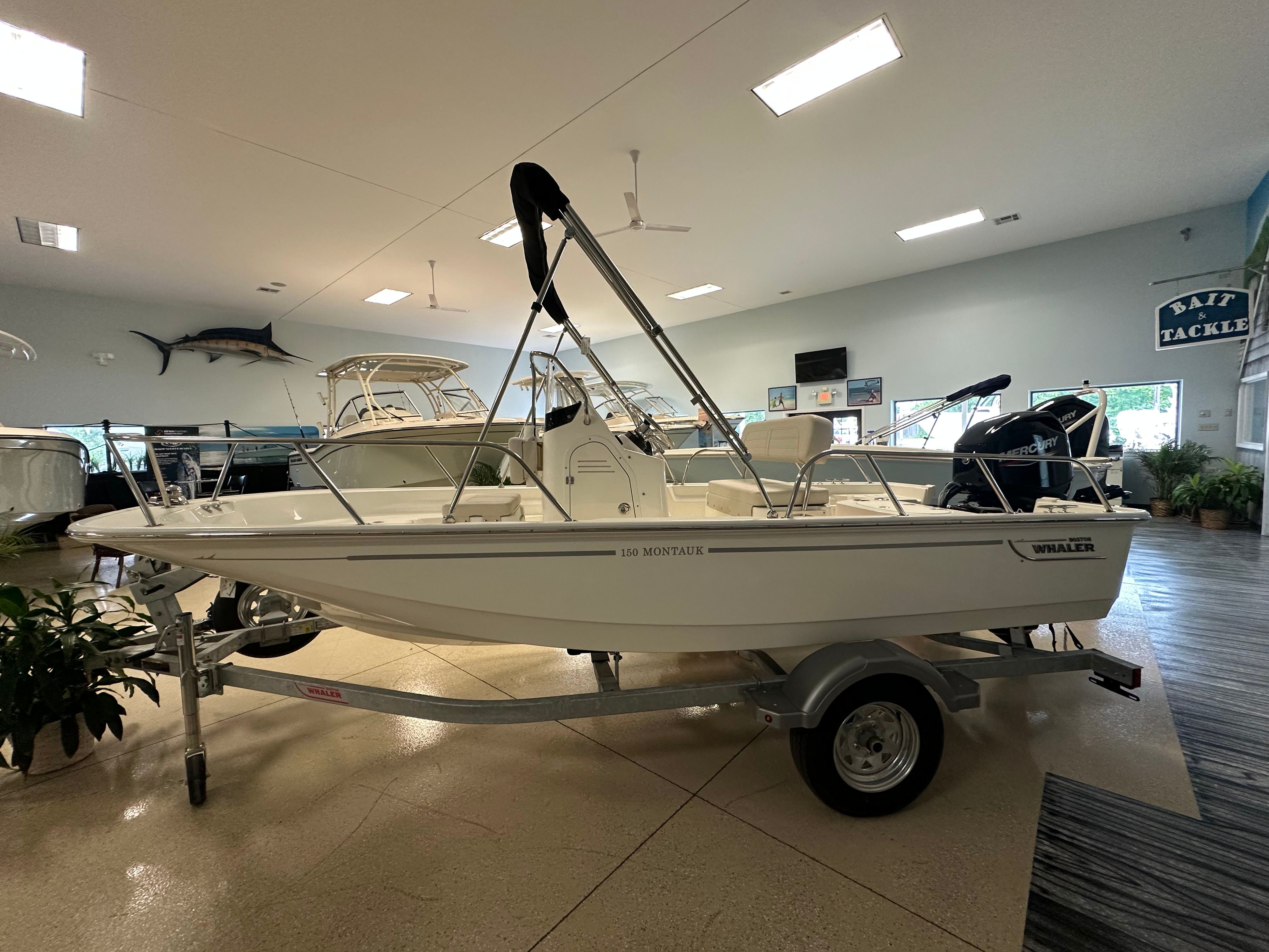 2026 Boston Whaler 150 Montauk - 13