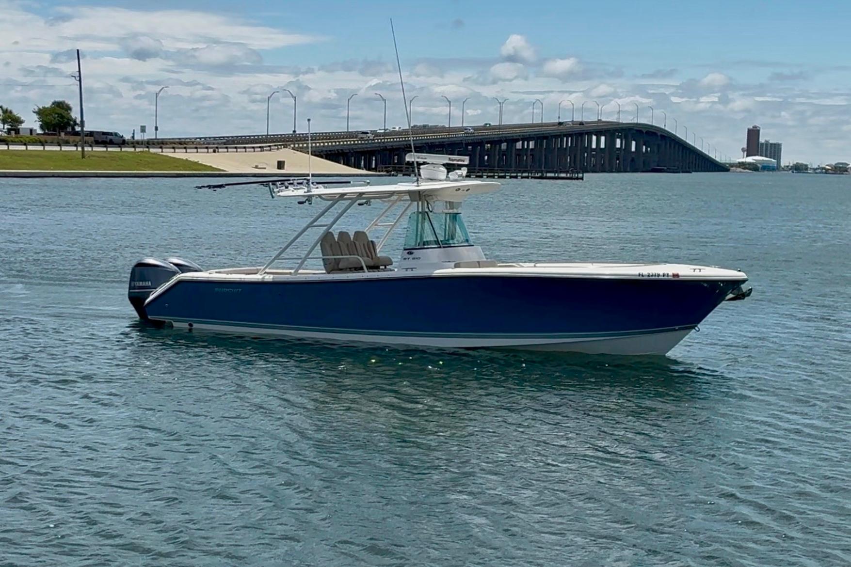 2015 Pursuit ST 310 Sport