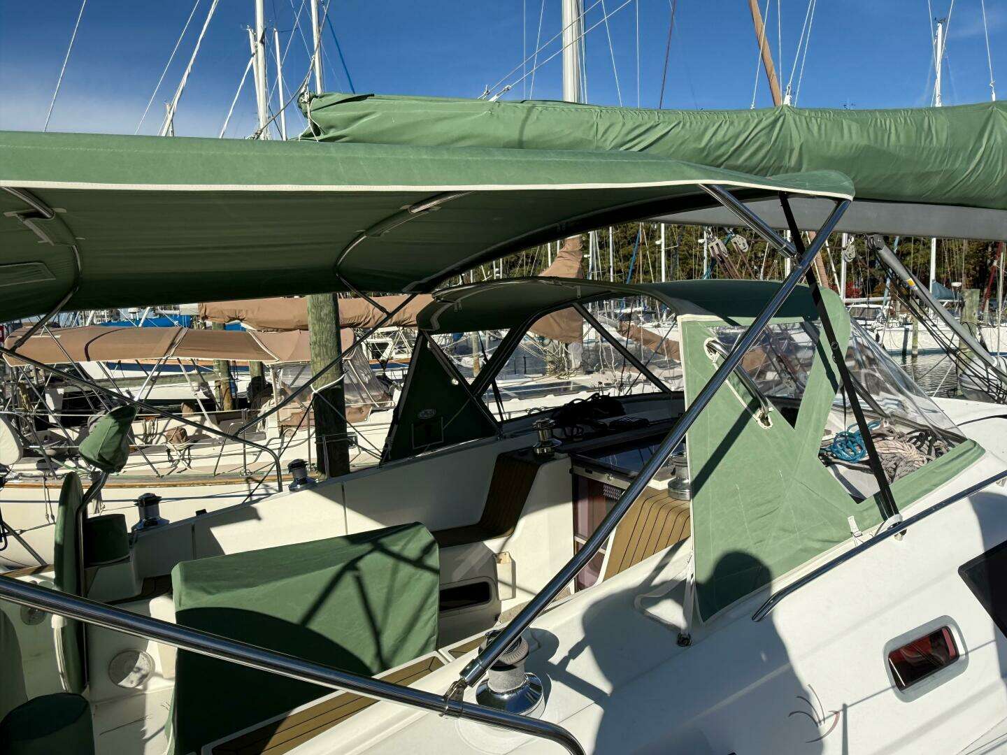 2011 Allures 45 - Image 11