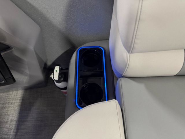 2026 Tahoe 2585 Grand Tahoe LTD Twin Quad Lounger Shift - 40
