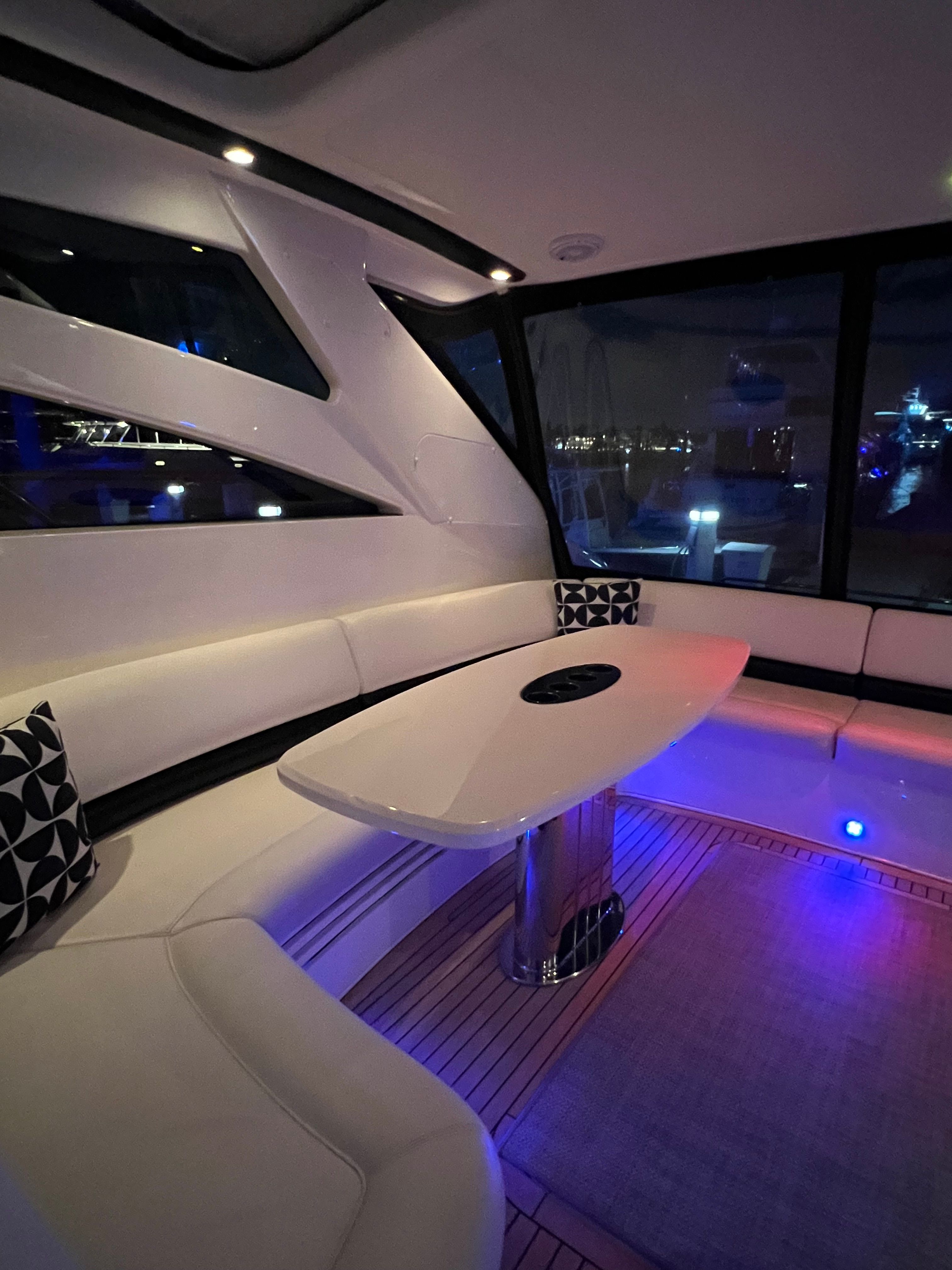 2004 Viking Princess V58 - 53