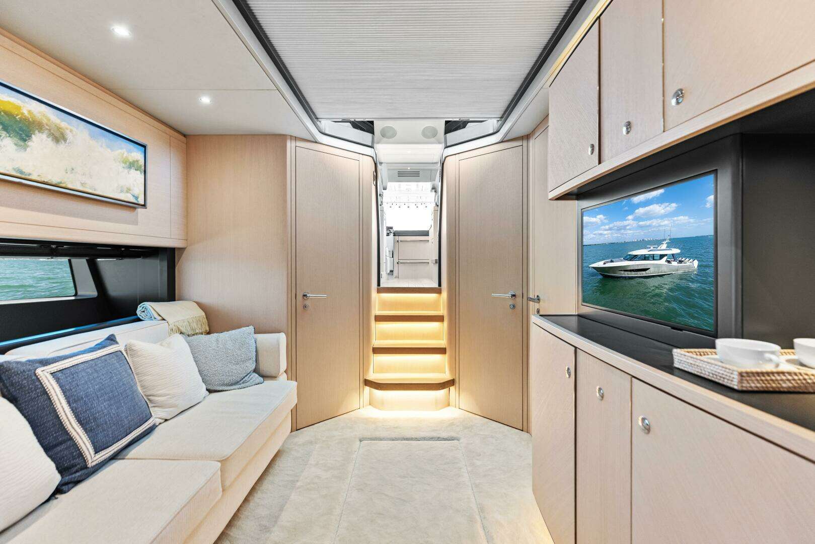 2026 Scout 670 LXS - Image 17