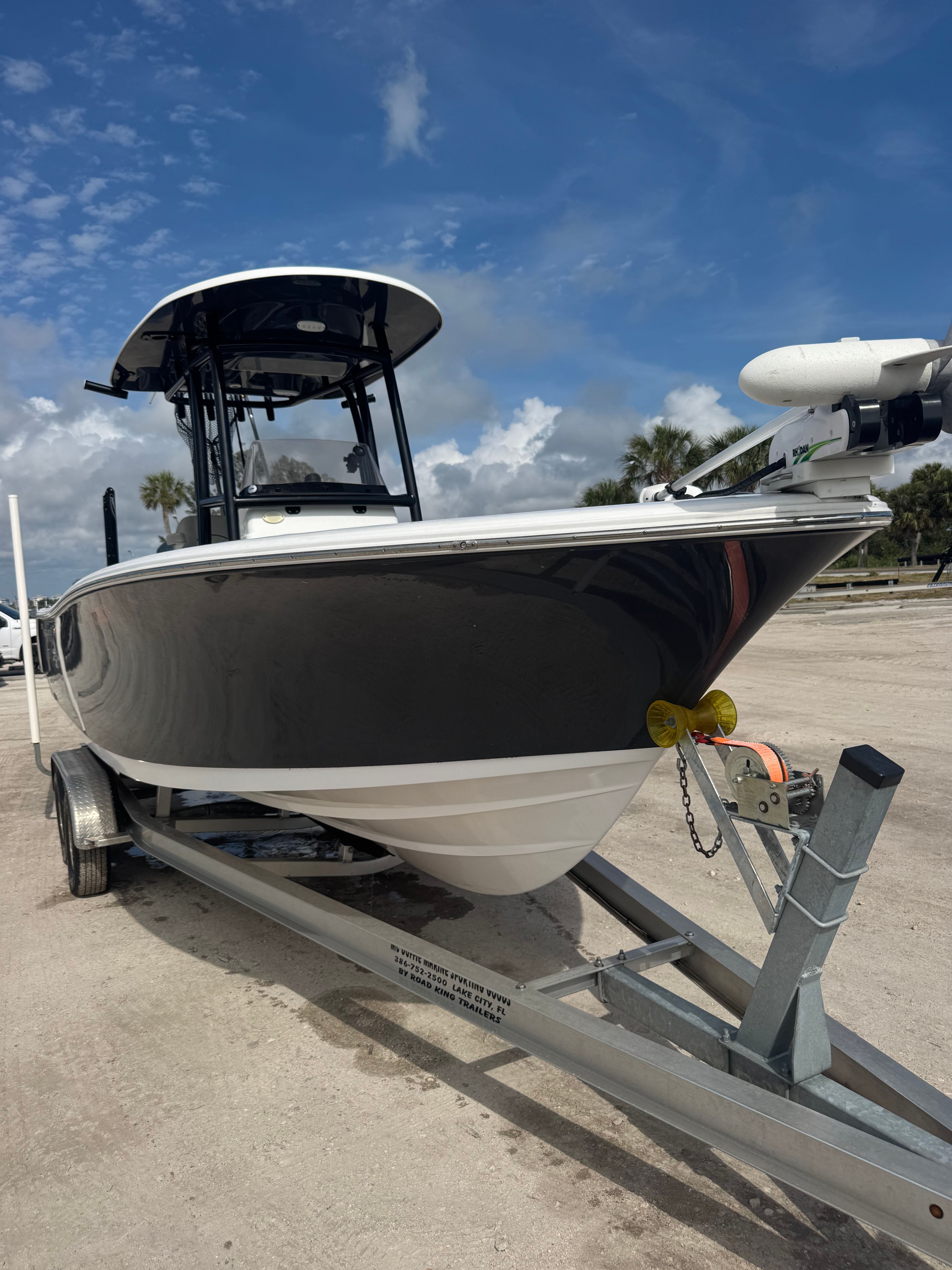 2023 Sportsman Open 232 Center Console - 5