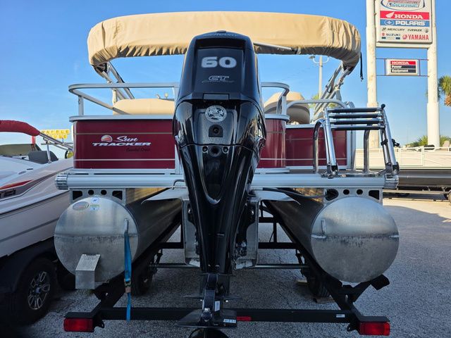 2023 Sun Tracker Party Barge 18 - 5