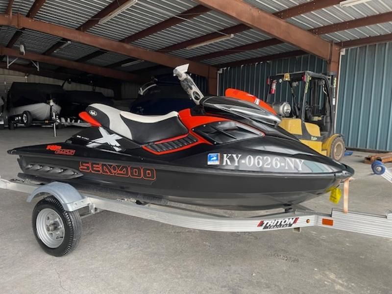 2010 Sea-Doo RXP-X 255 - 11