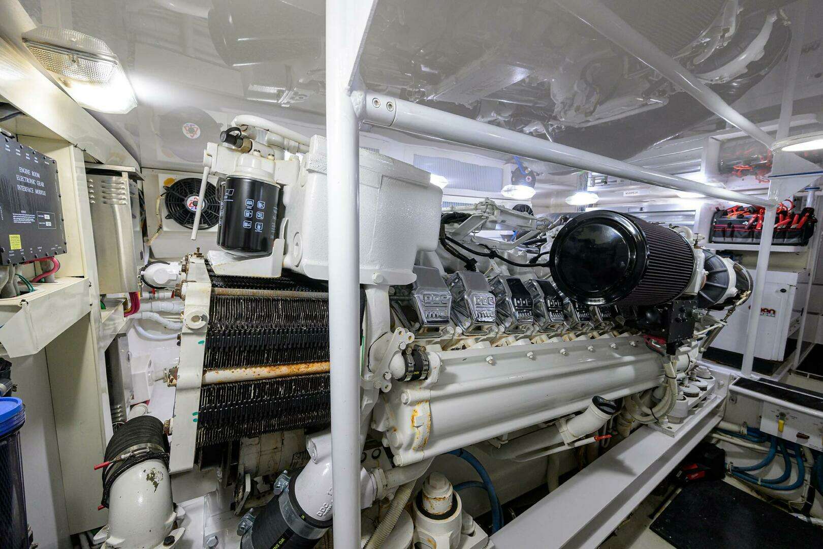 2004 Viking 65 Enclosed Bridge w/Tower - Image 78