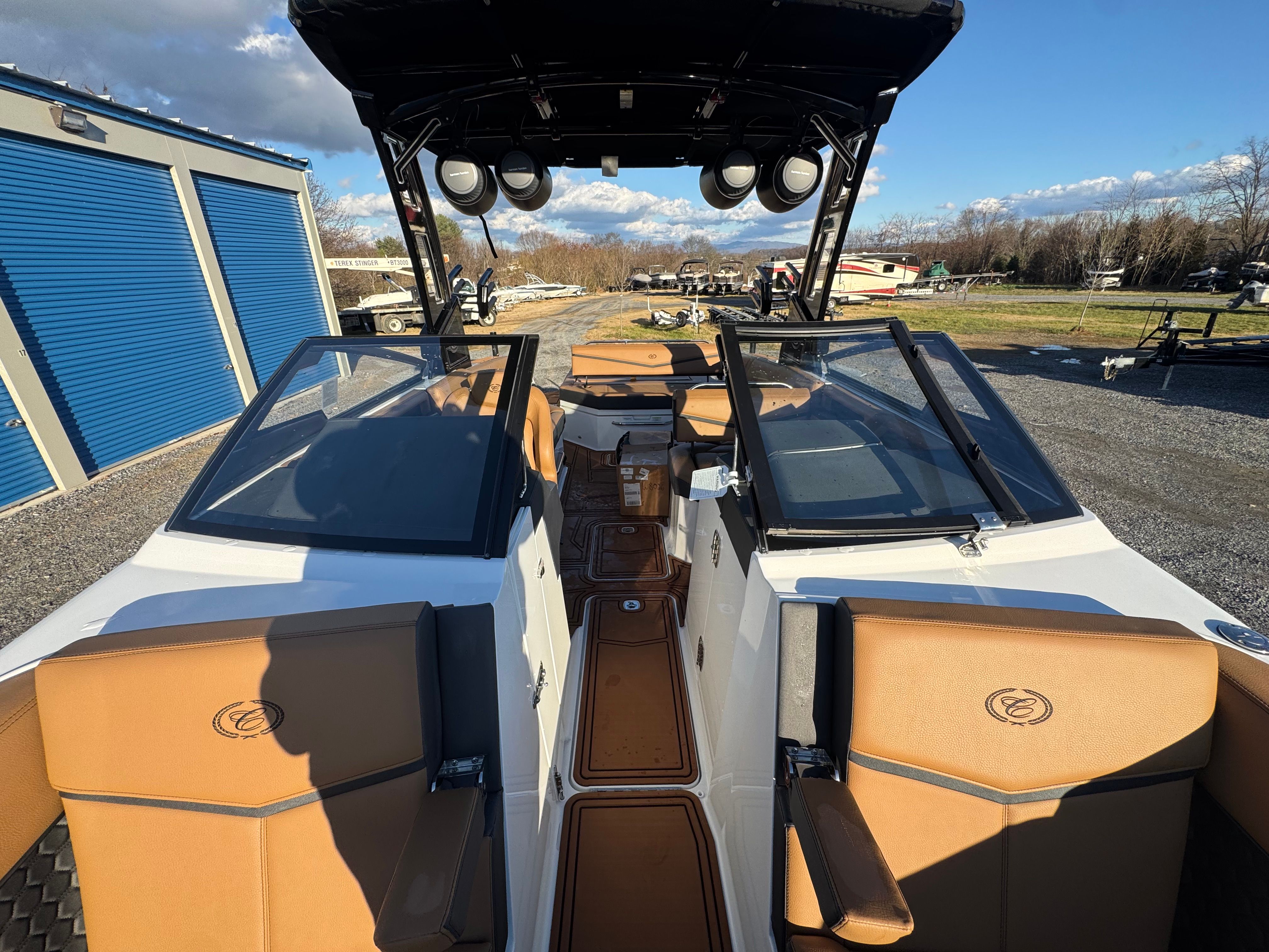 2026 Cobalt R8 Surf - 37