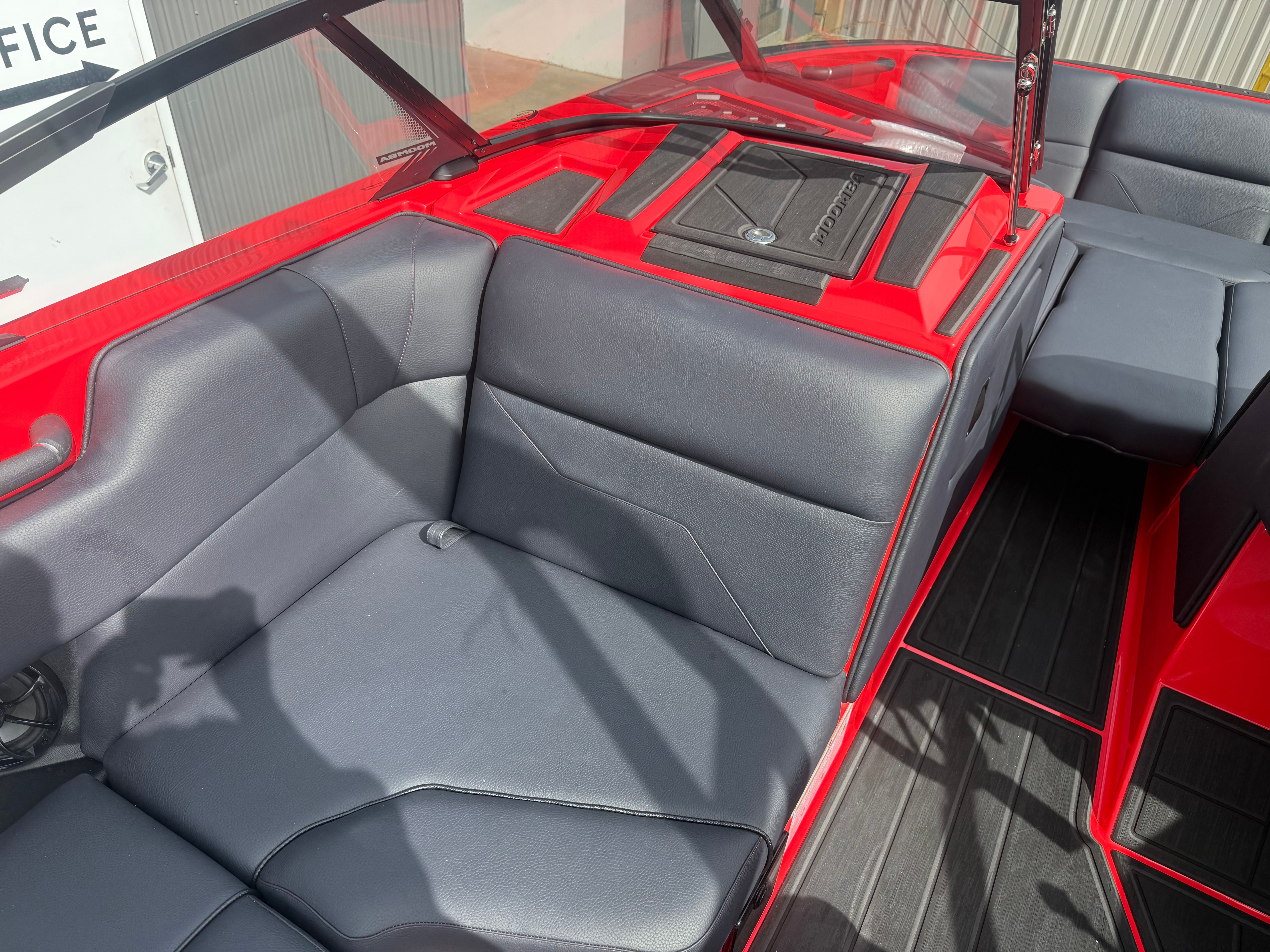 2025 Moomba Max - 9