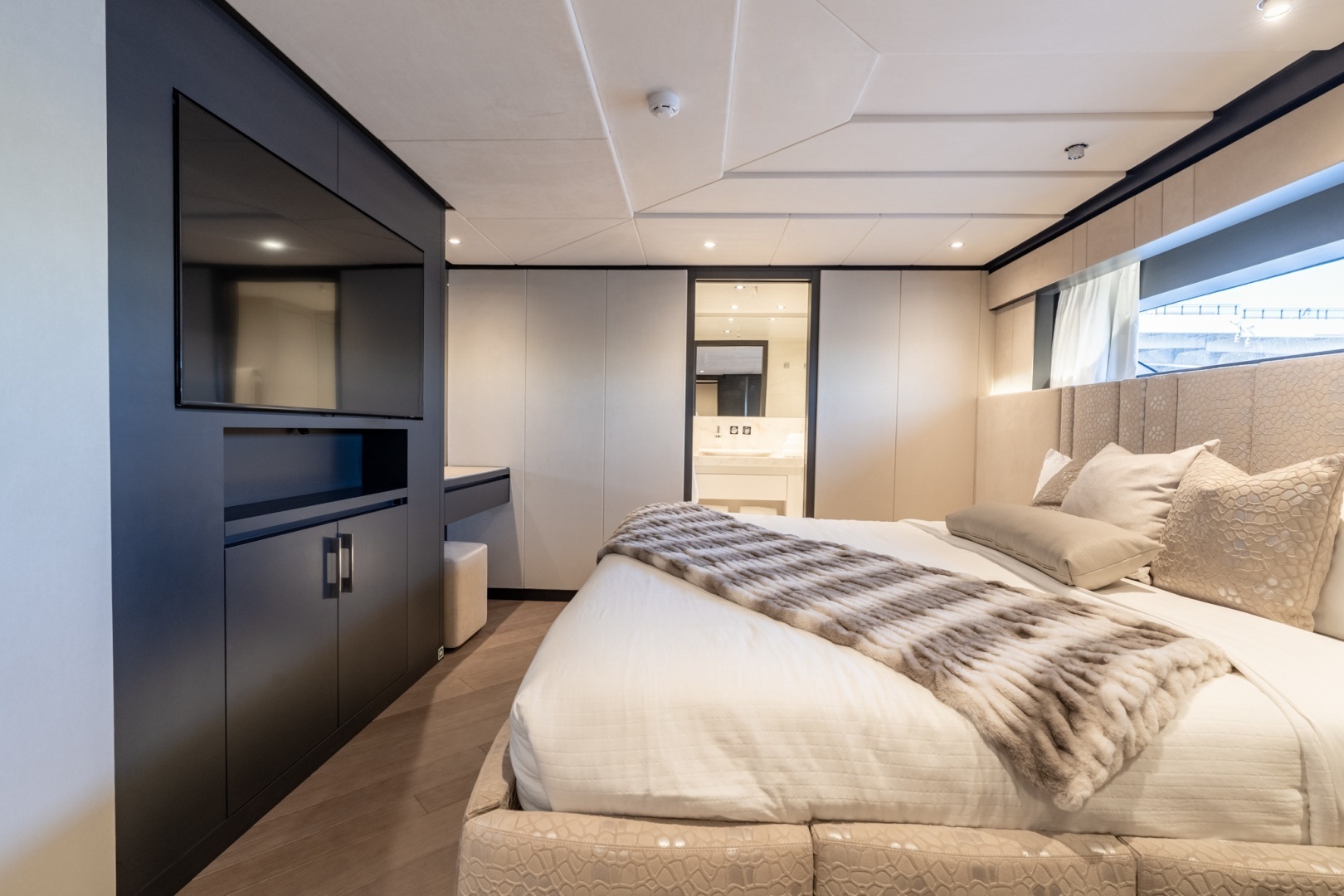 2026 Hargrave E Series - Image 21