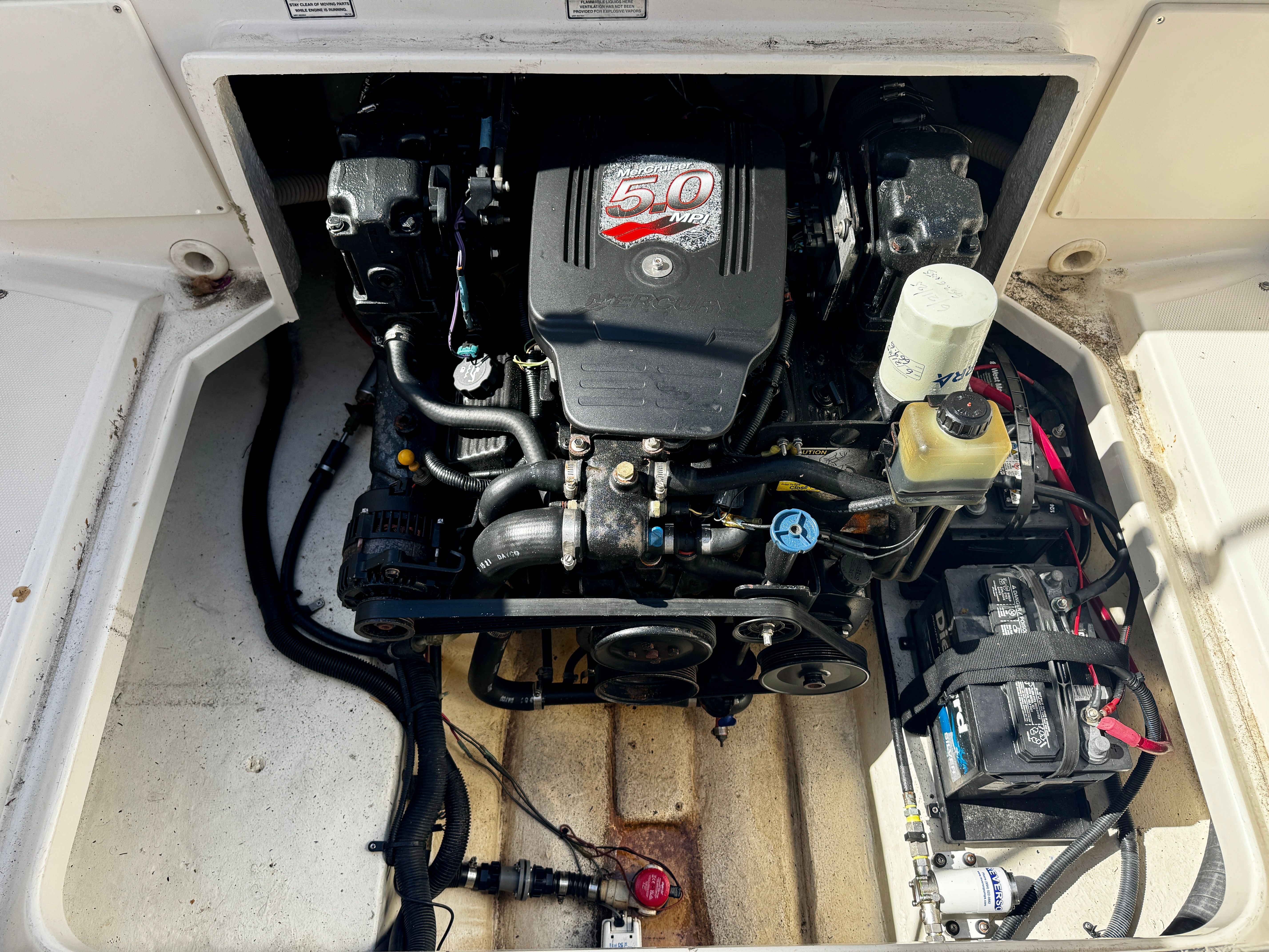 2002 Sea Ray 225 Weekender - 12