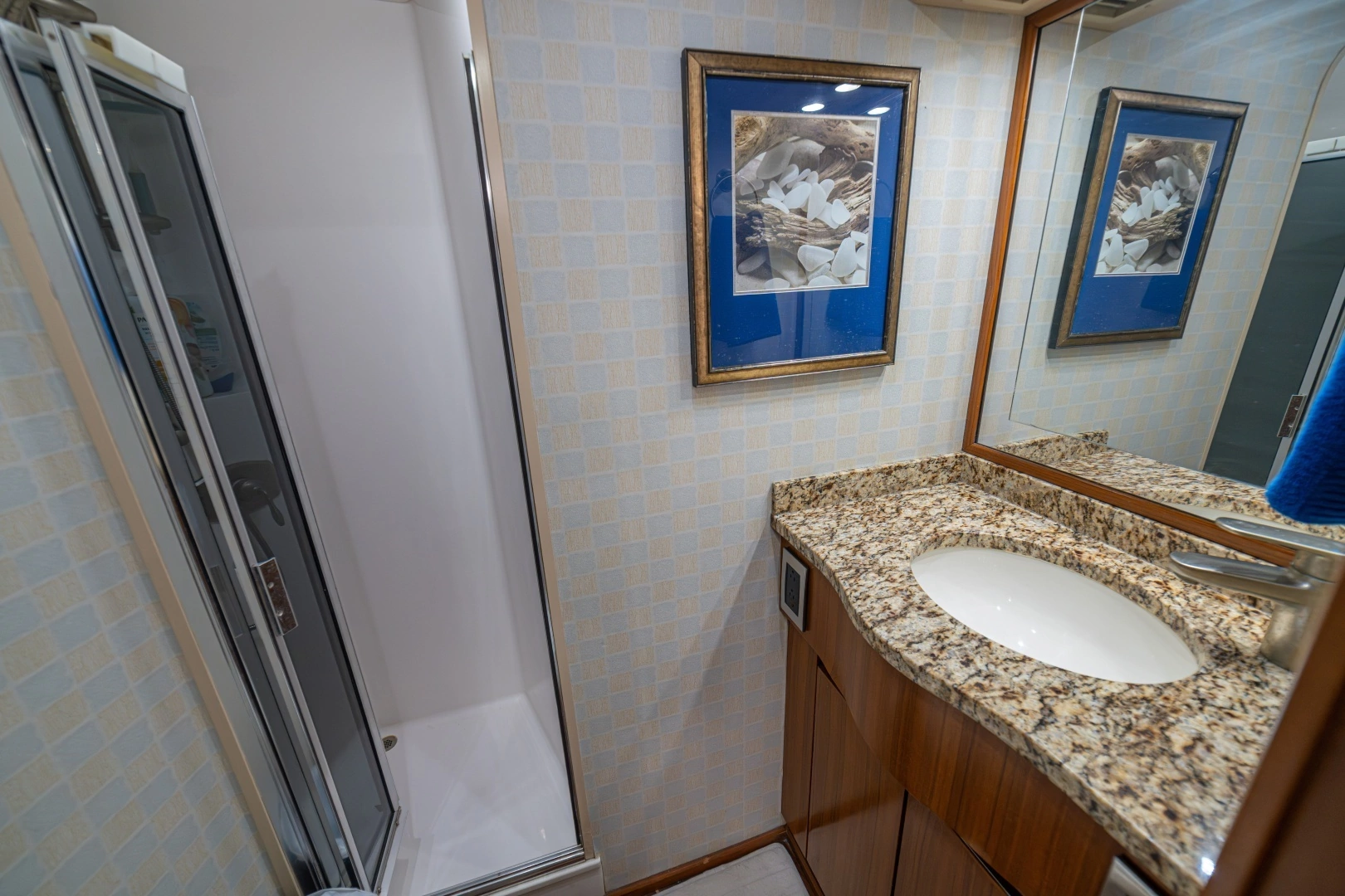 2012 Viking 60 Convertible - Image 47
