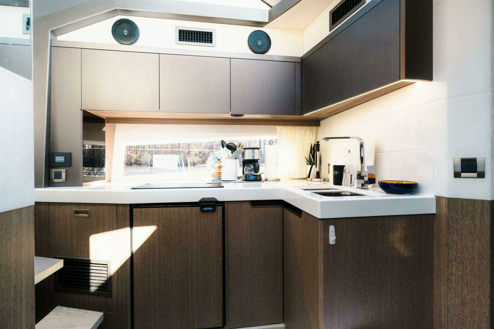 2023 Galeon 425 HTS - Image 19
