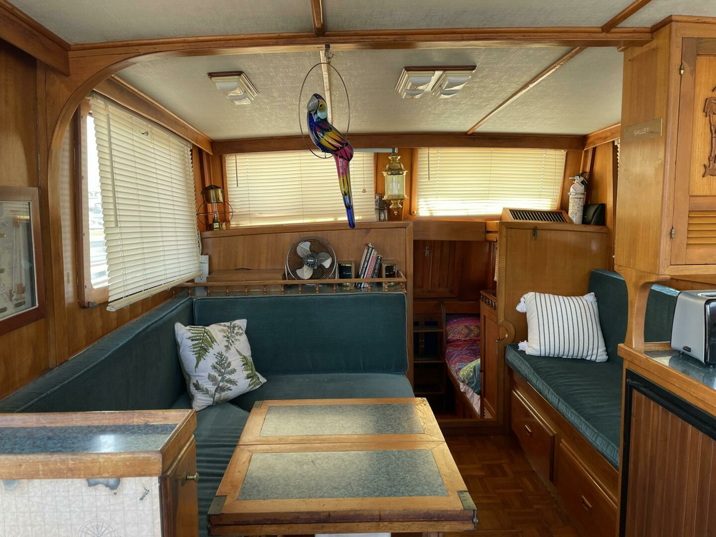 1977 Marine Trader — - Image 9