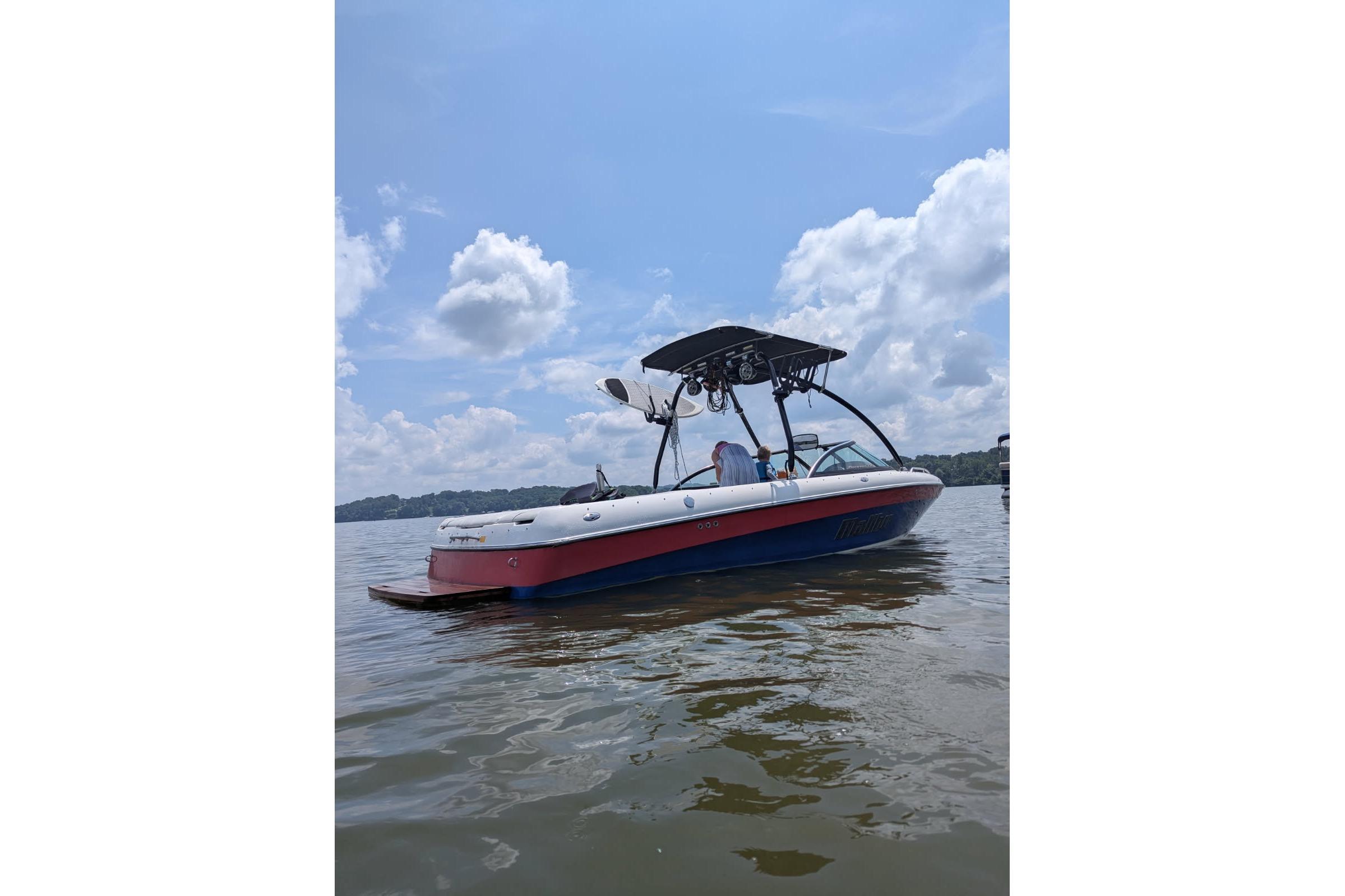 2003 Malibu Wakesetter 23 LSV