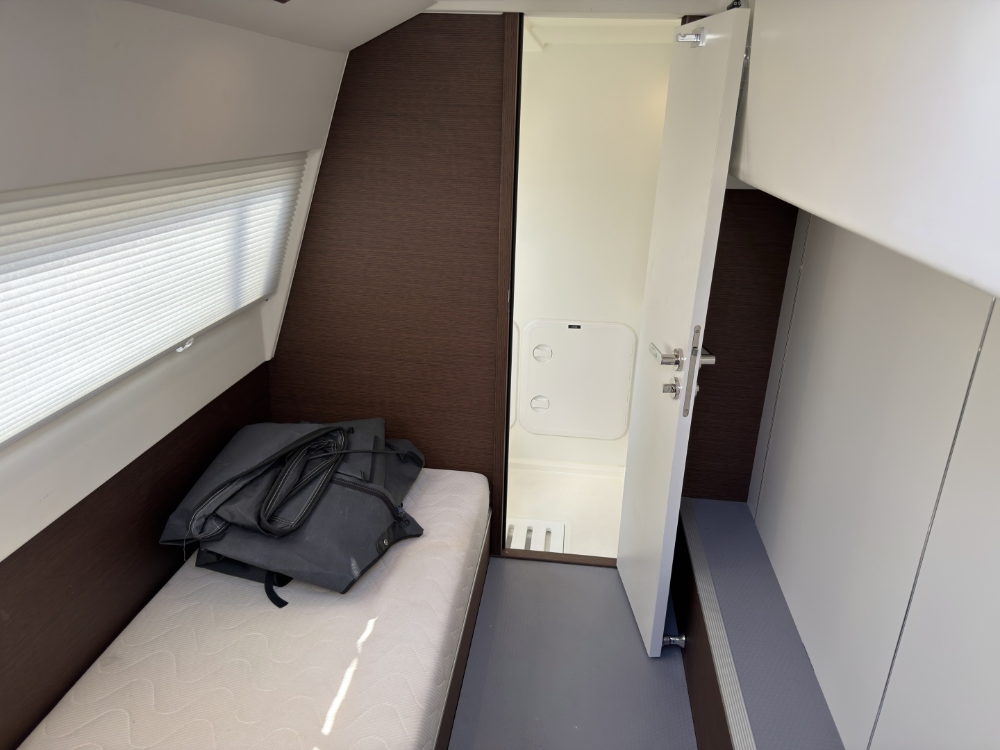 2023 Prestige 520 - Image 24
