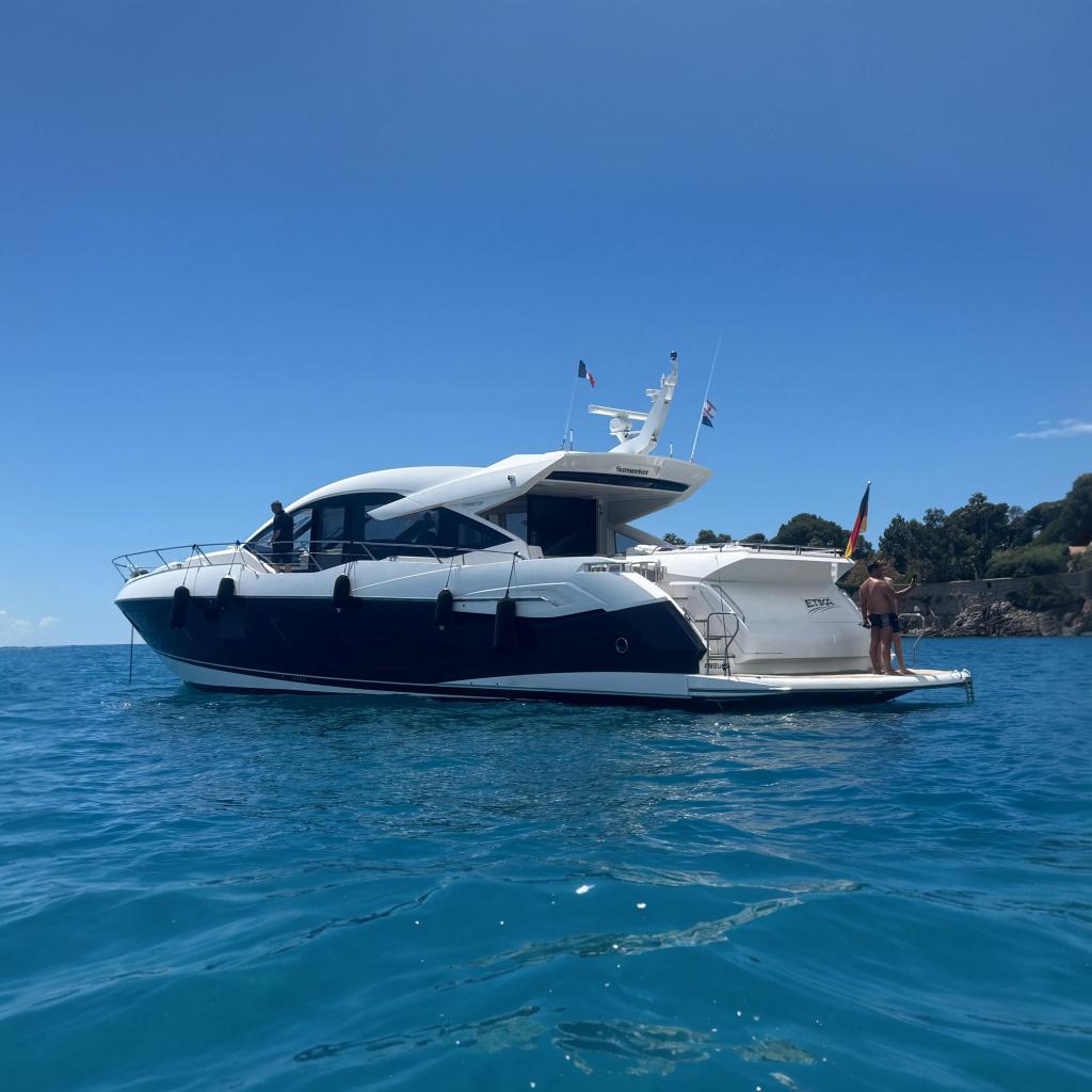 2019 Sunseeker Predator 74