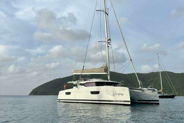 2020 Fountaine Pajot