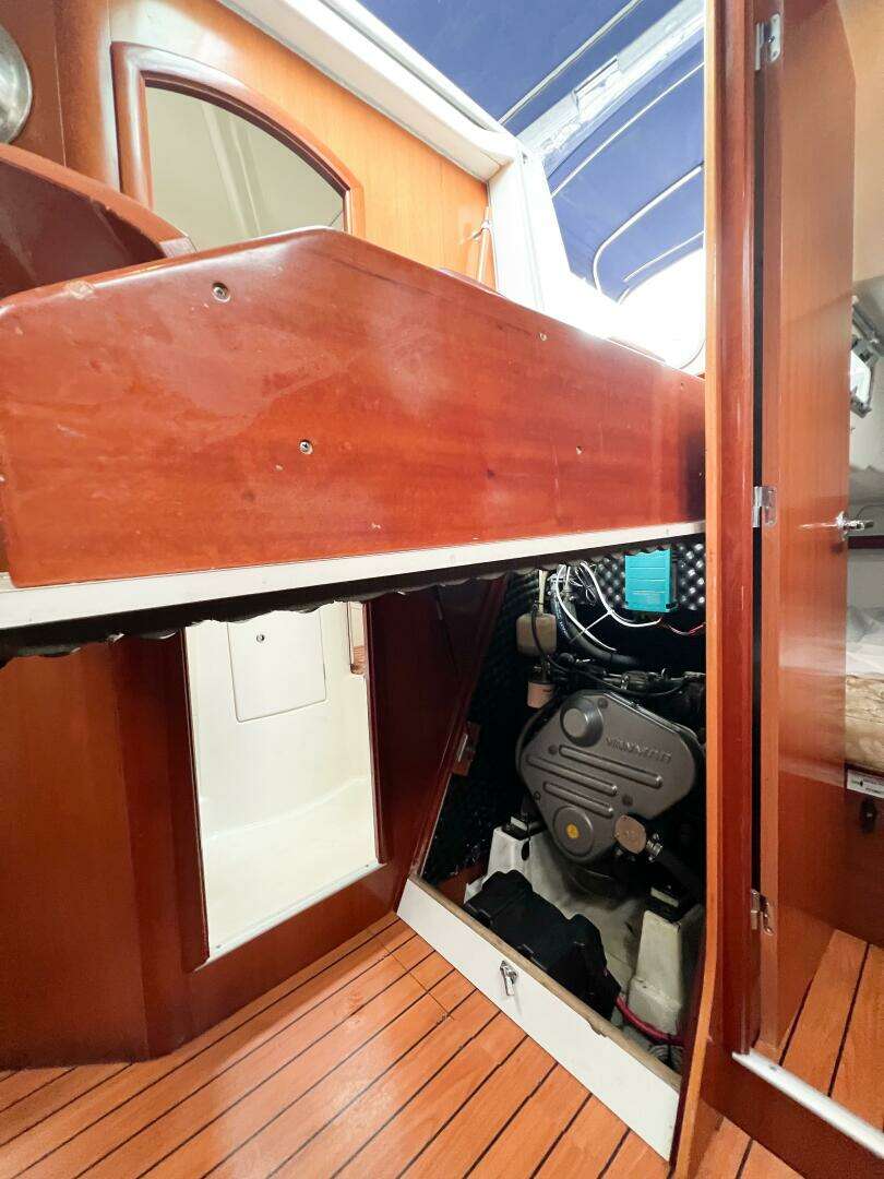 2007 Beneteau 373 - Image 68