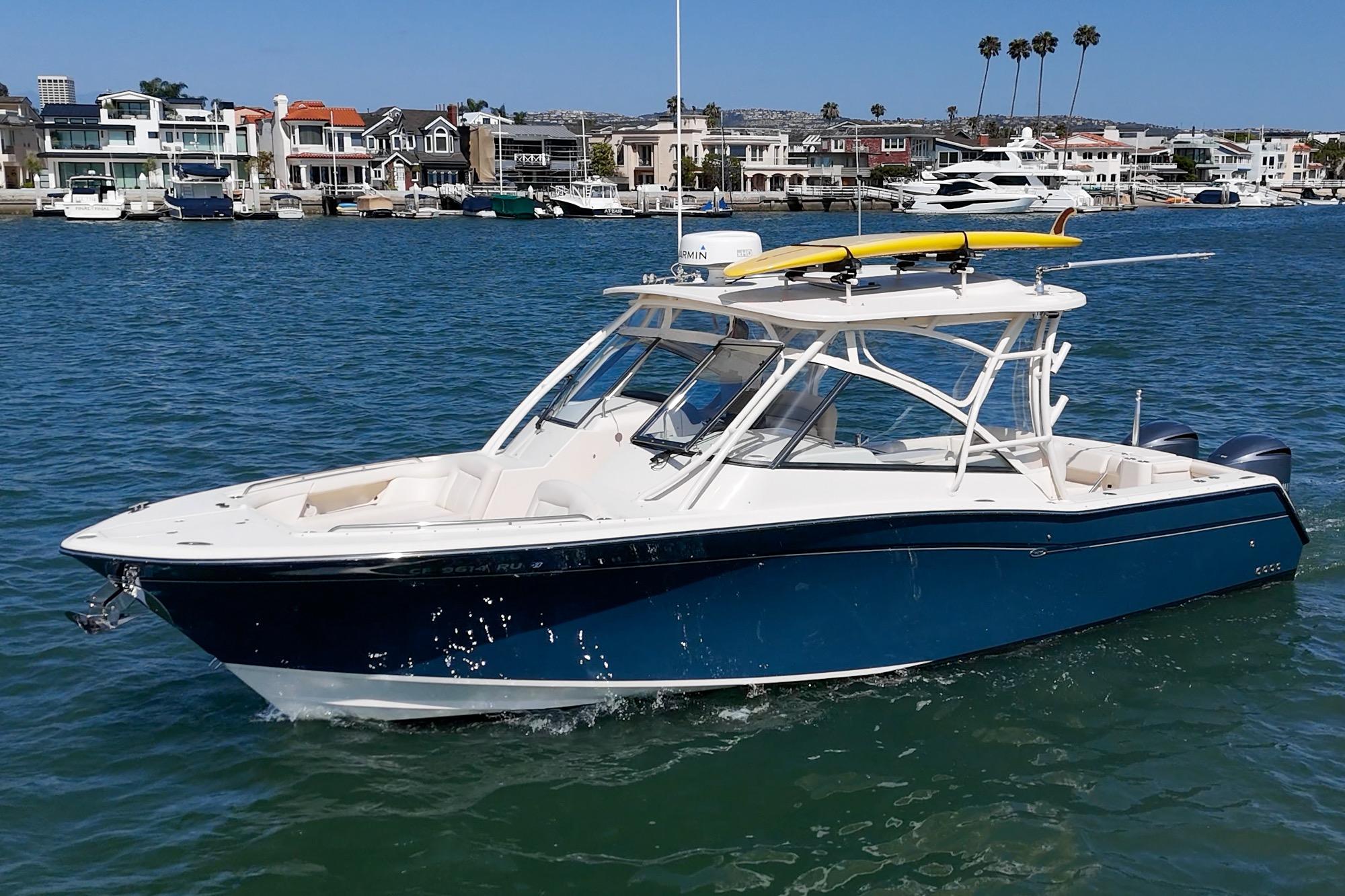2016 Grady-White Freedom 335