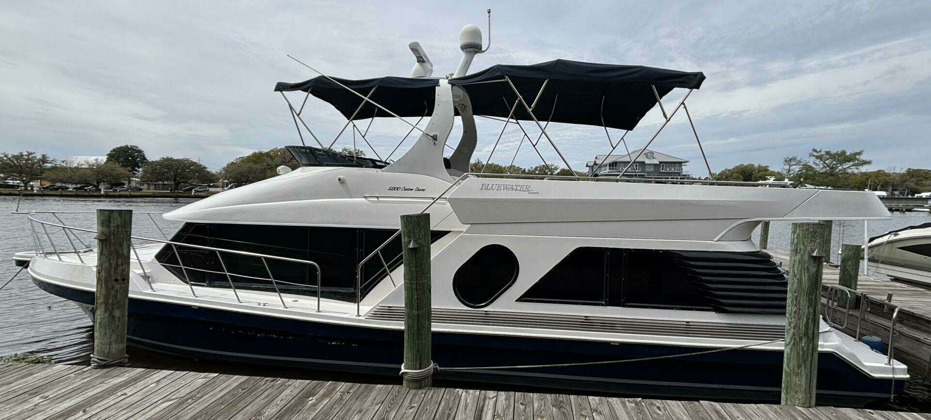 2007 Bluewater 5200 - Image 2