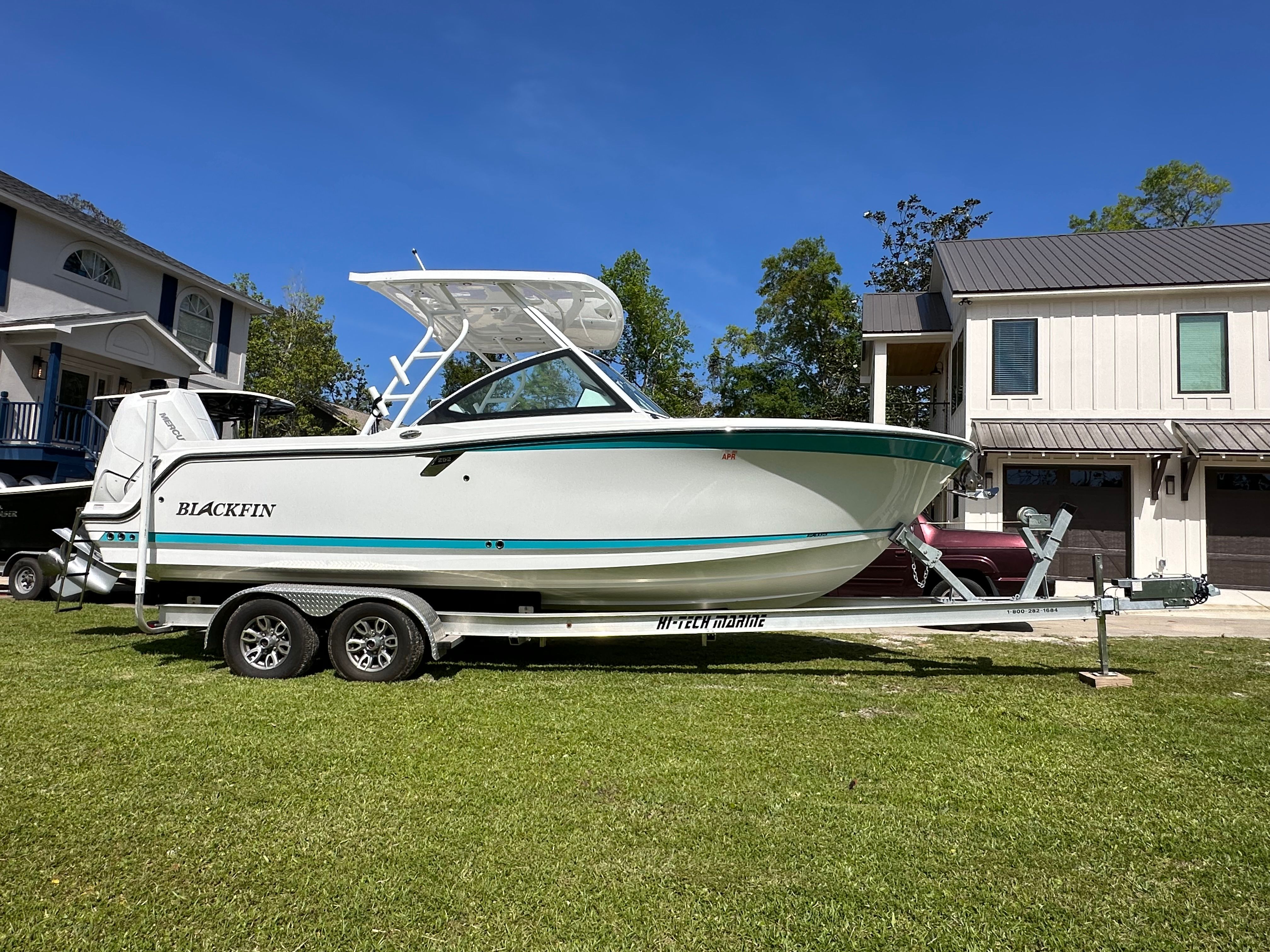 2024 Blackfin 252 DC