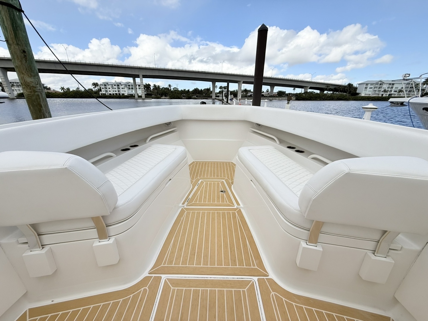 2020 Jupiter 38HFS - Image 8