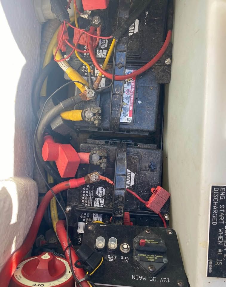 Batteries and wiring in 2016 Cruisers Sport Series 29SS boat.