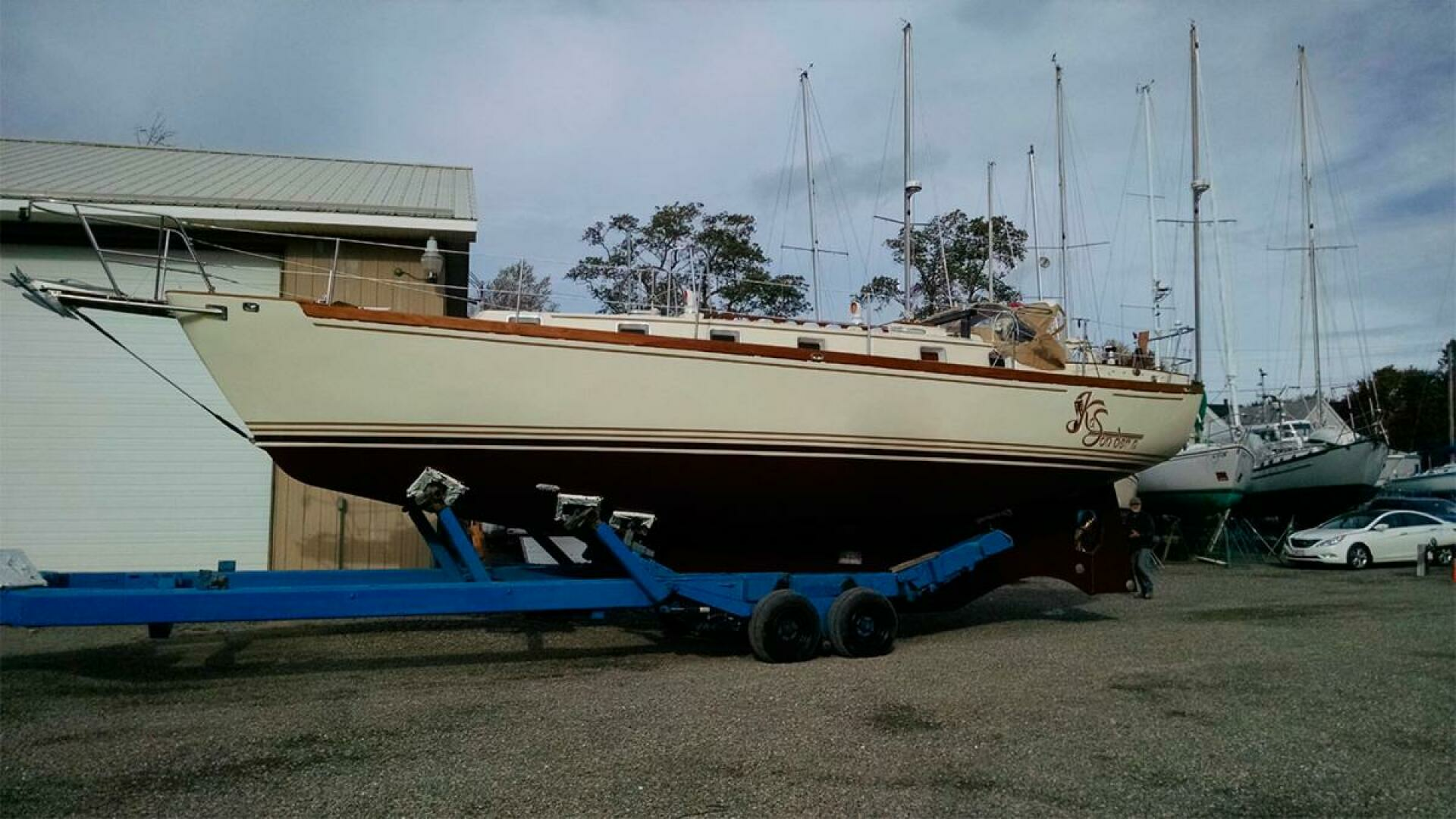 1988 Brewer Kaiulani - Image 52