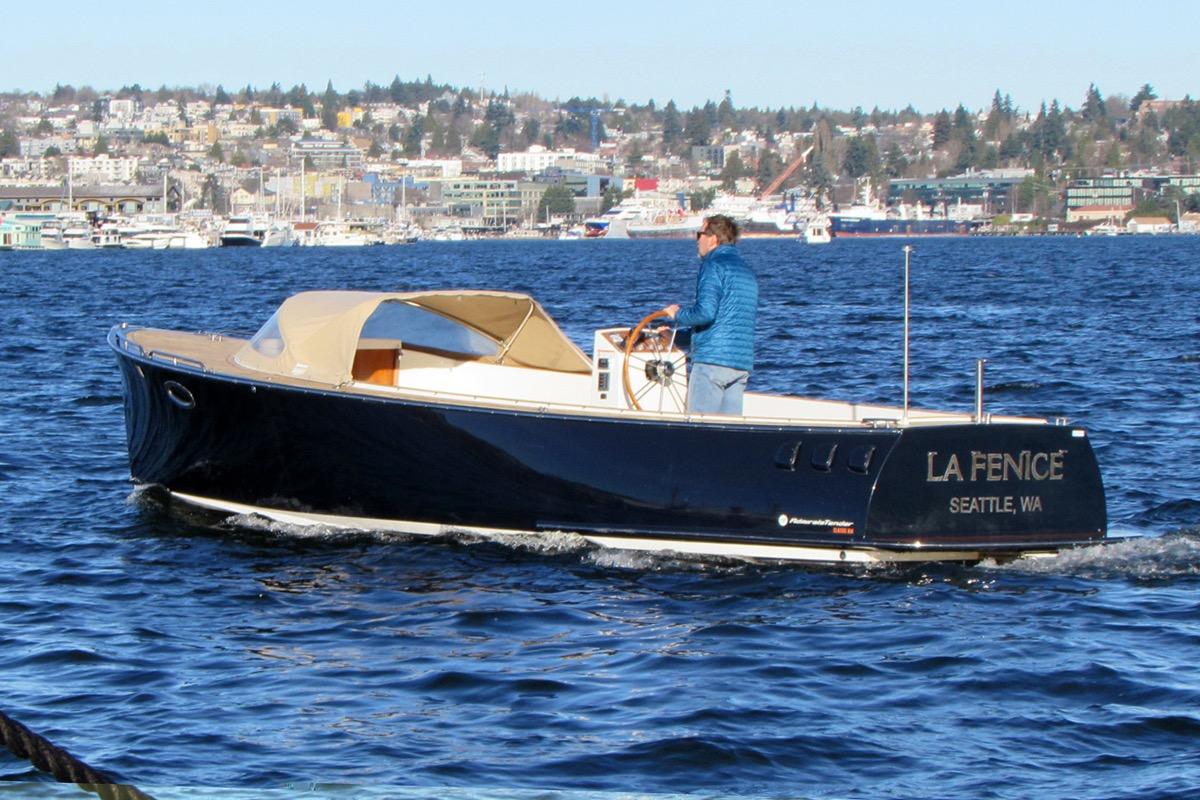 2014 AdmiralsTender C28