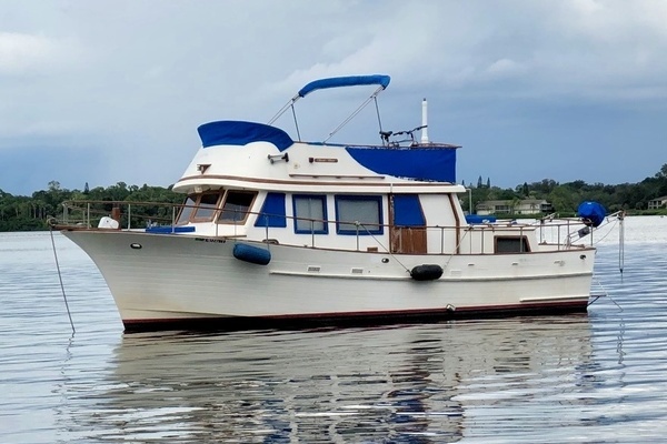 1981 Albin 36 Double Cabin