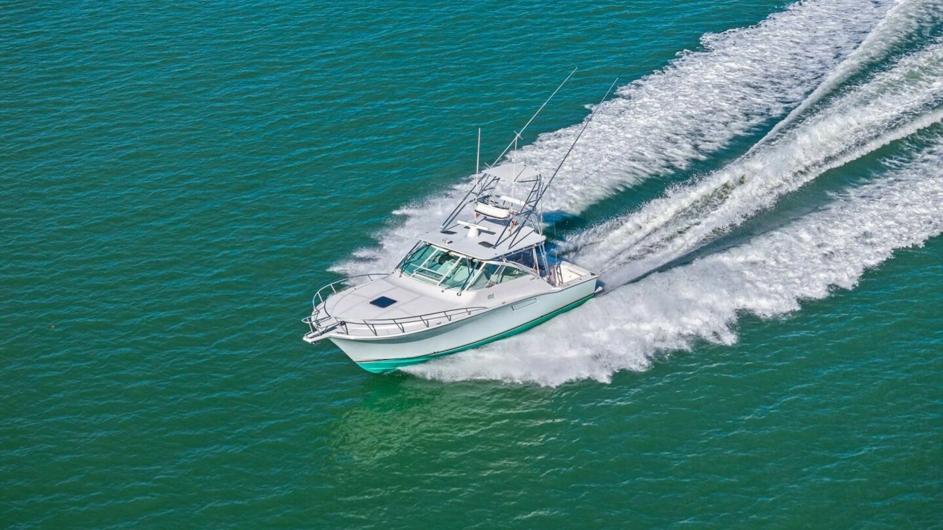 2005 Cabo 40 Express - Image 77