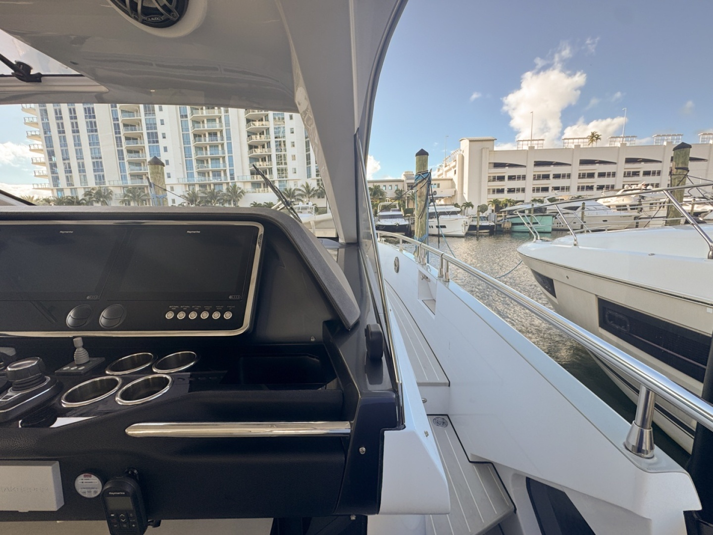 2023 Azimut Verve 47 - Image 33