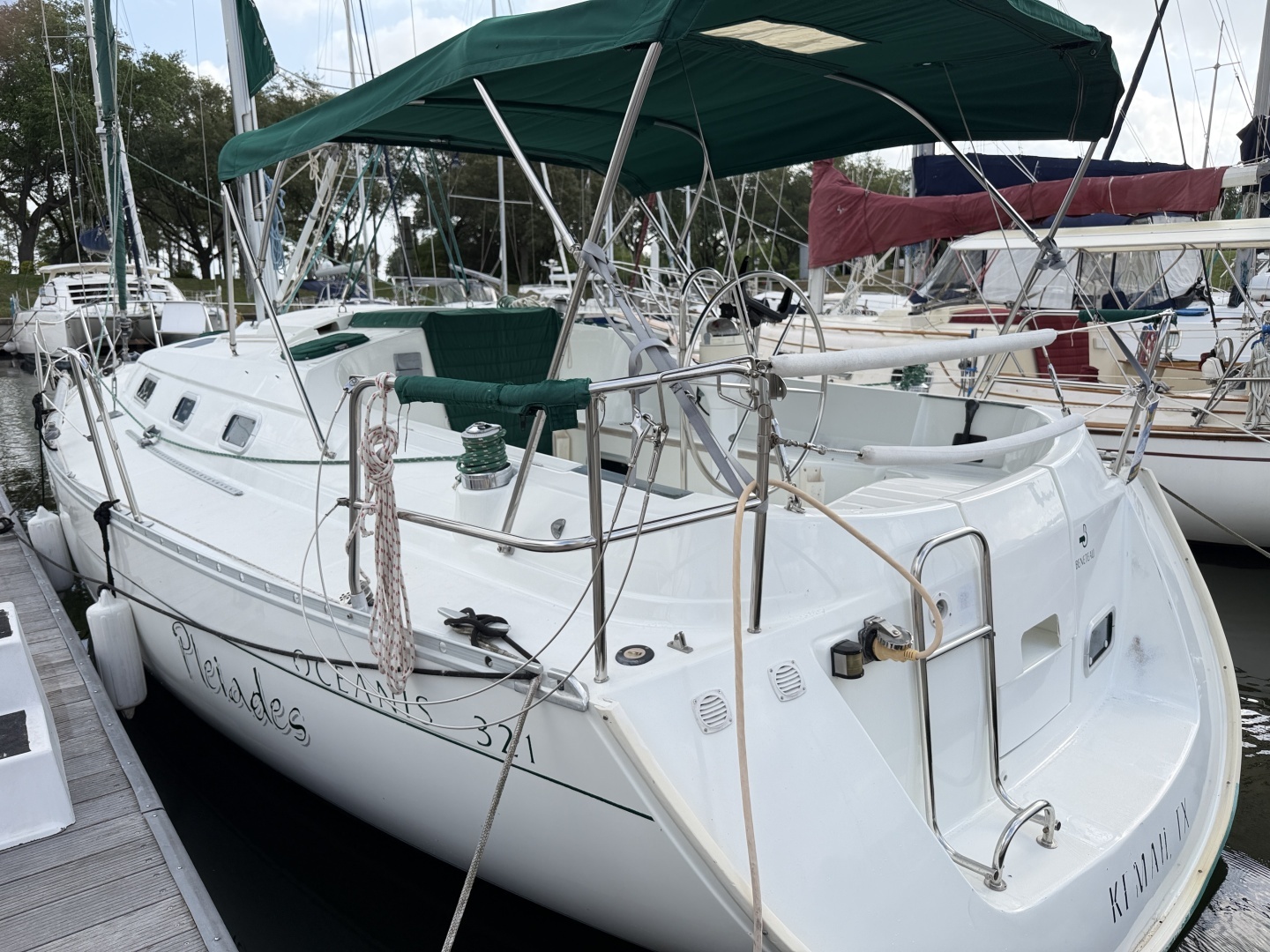 1995 Beneteau OCEANIS 321 - Image 32