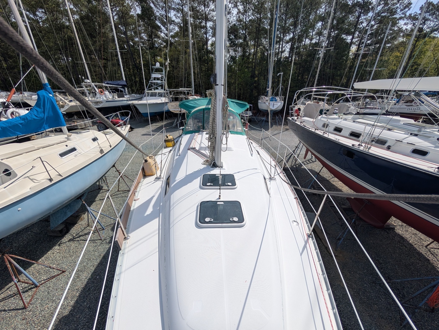 2003 Beneteau 331 - Image 21