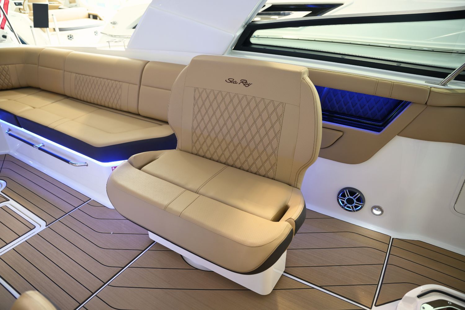 2026 Sea Ray SLX 400 - 33