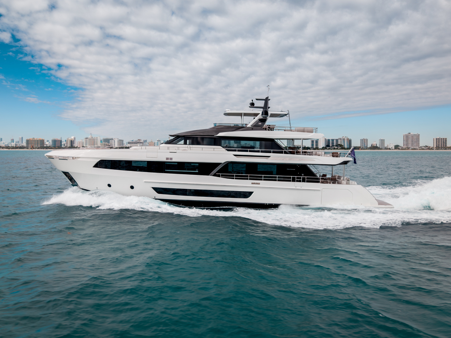 2026 Ocean Alexander 35P - Image 7