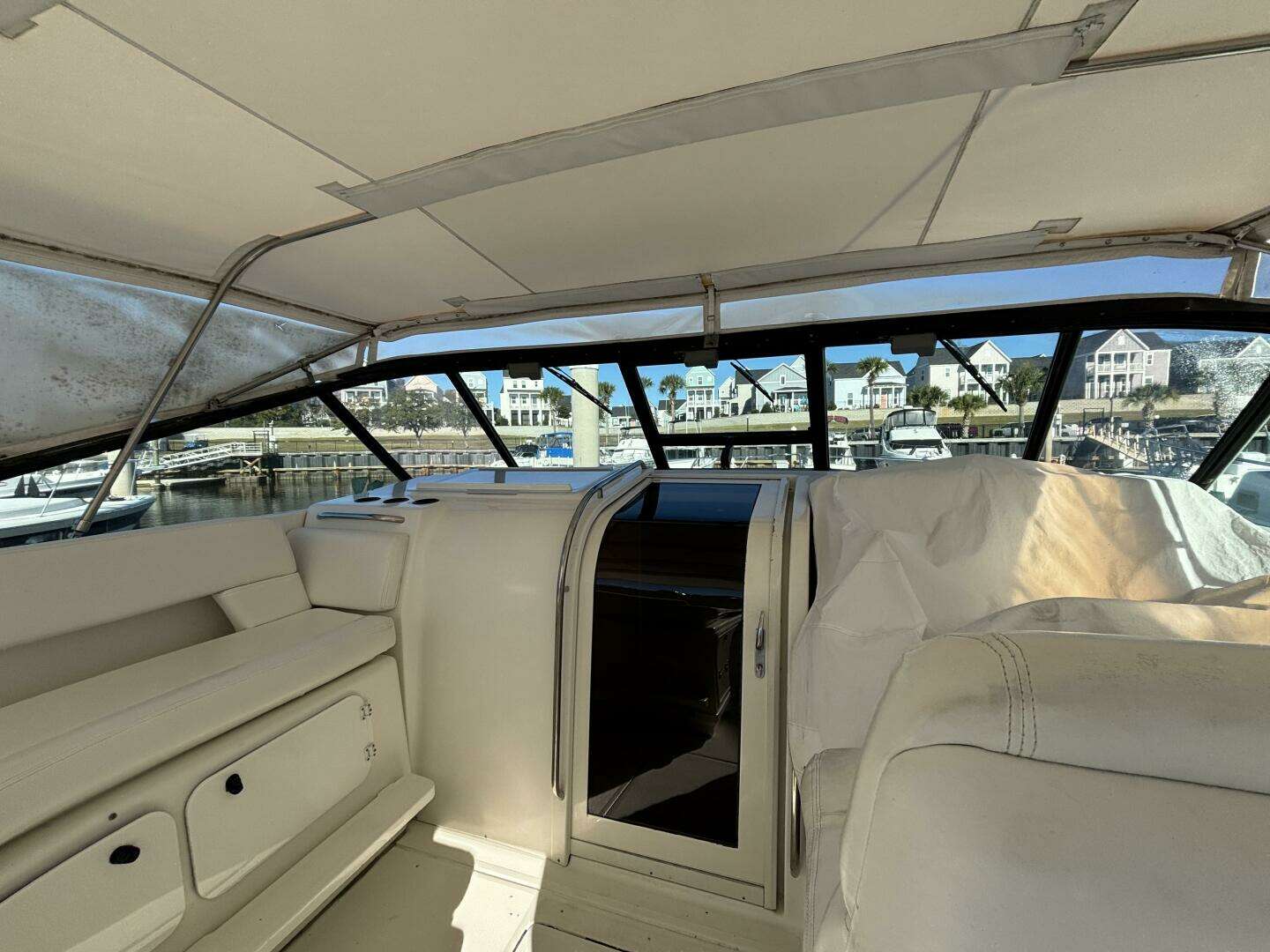 1993 Tiara Yachts 4300 Convertible - Image 21