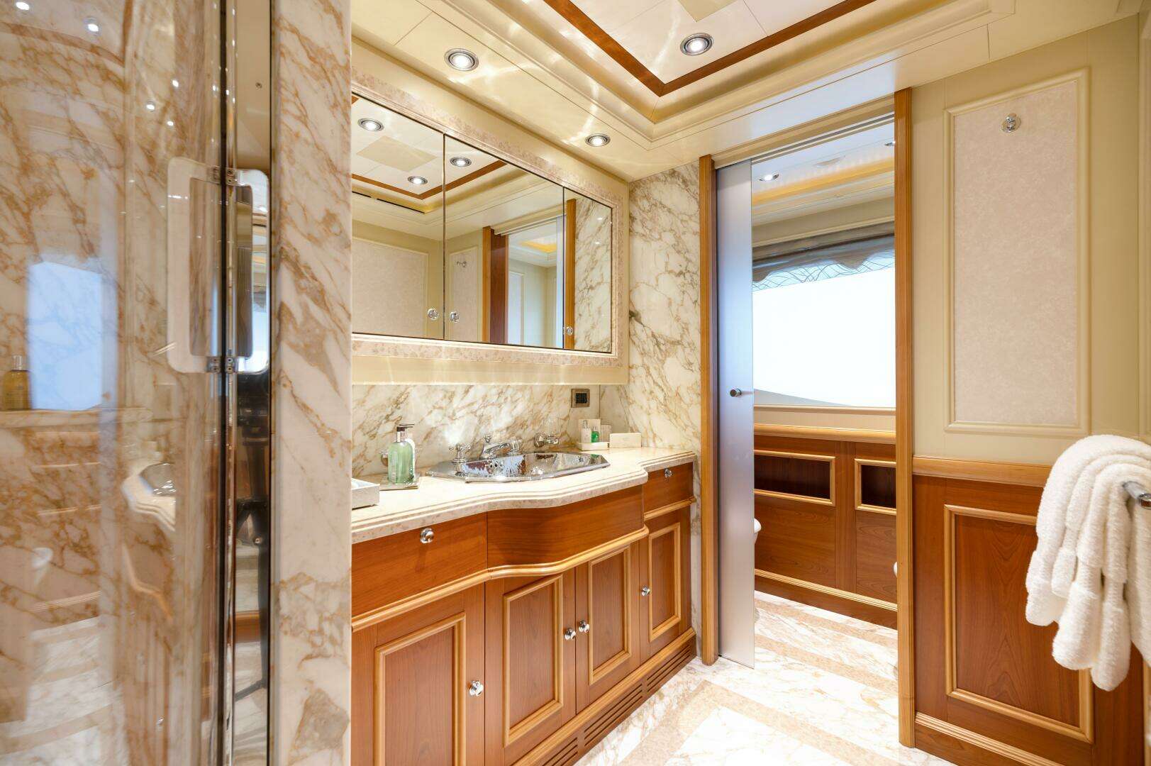 2007 CRN Pilothouse - Image 17